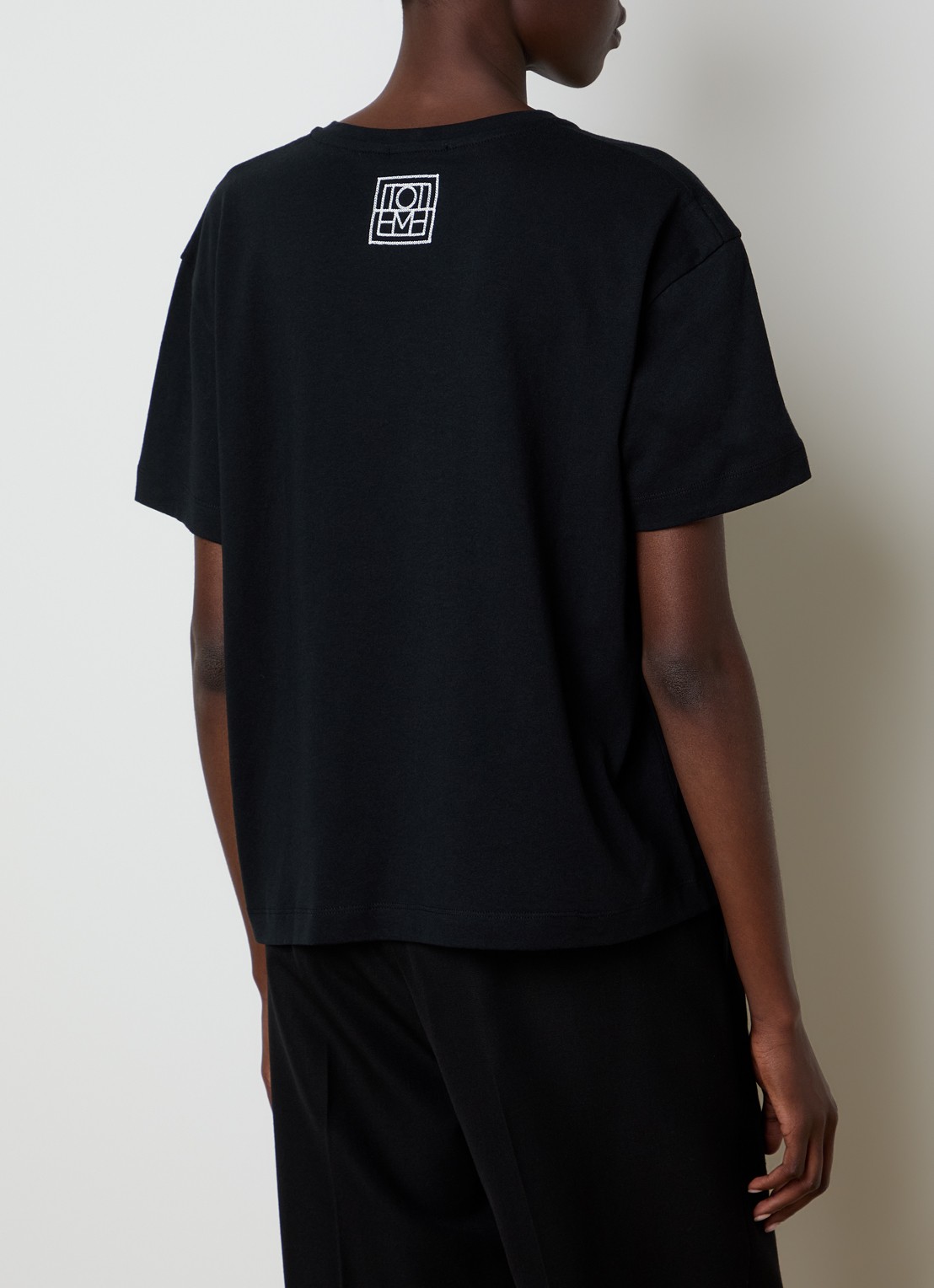 TOTEME T-shirt met ronde hals - achterkant 5 zwart