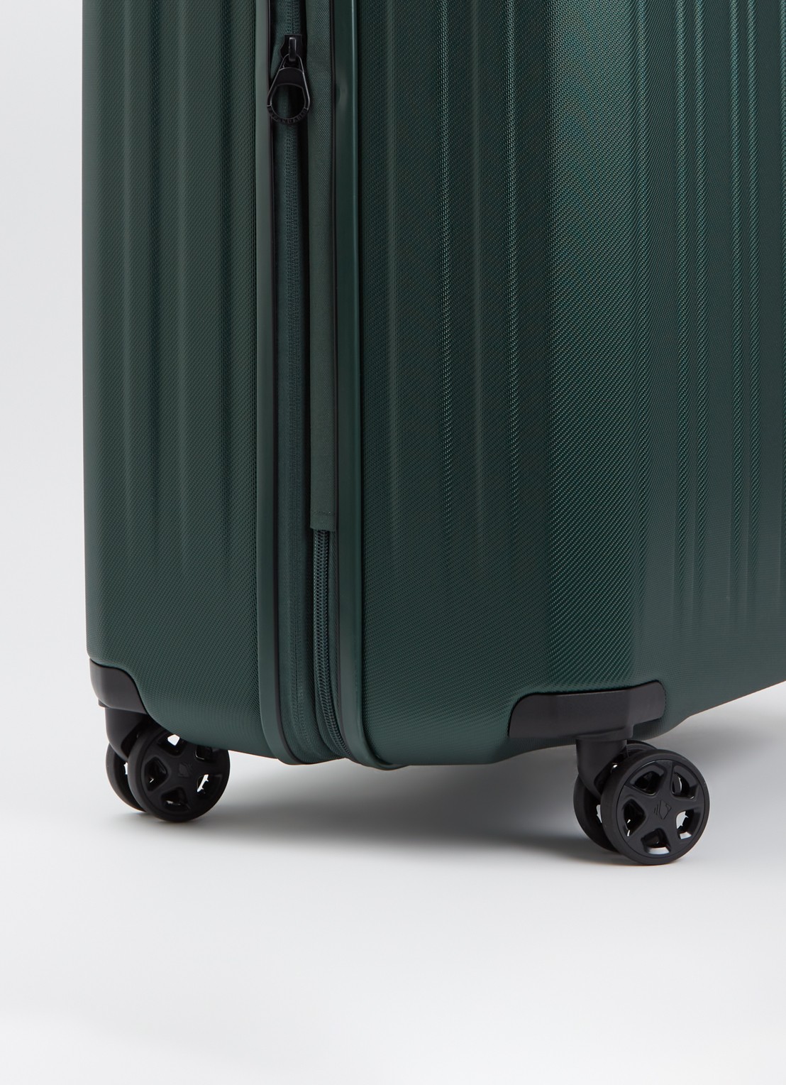 Travelite Dynamiic L vergrootbare spinner 76 cm - detail groen