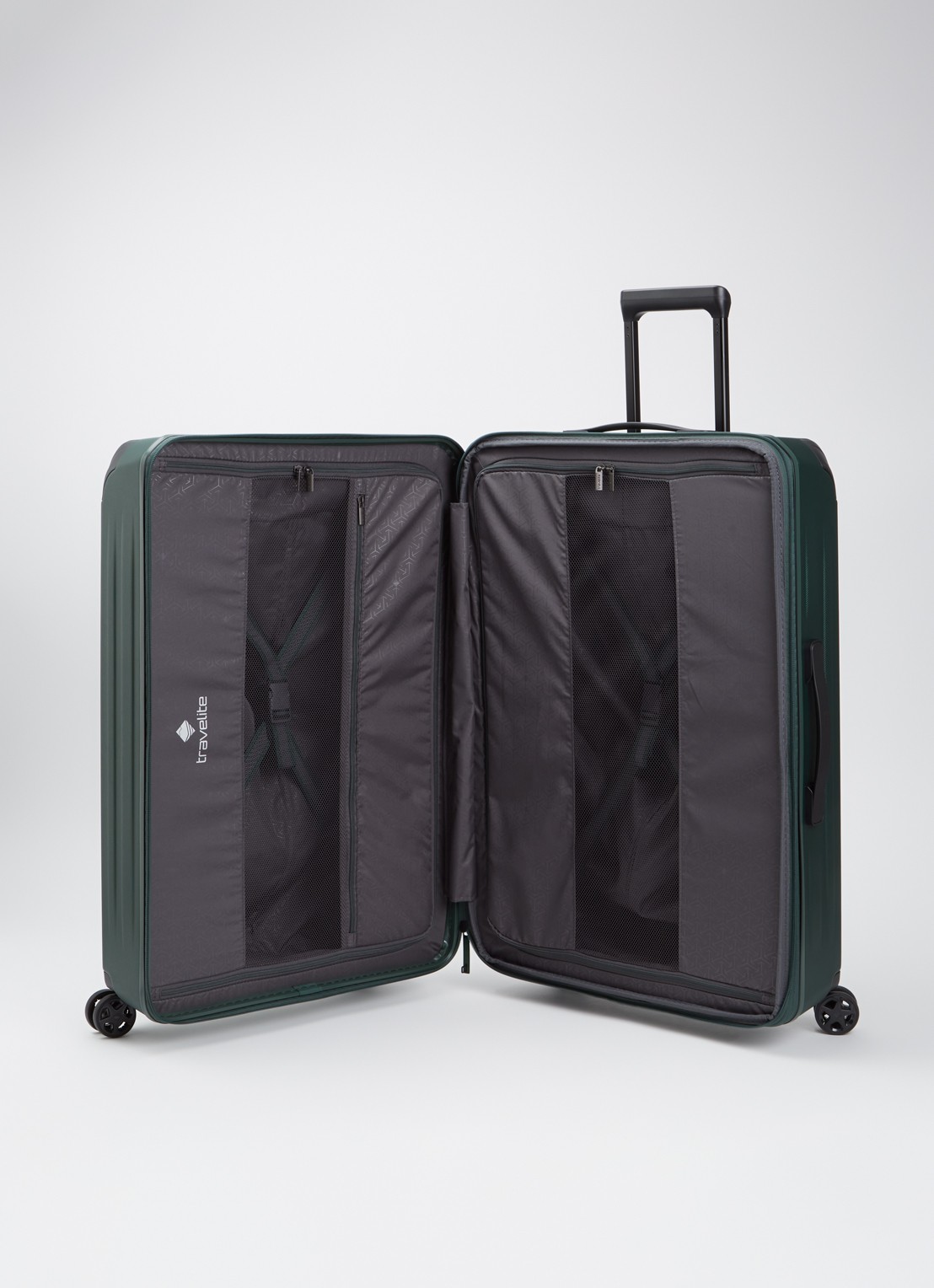 Travelite Dynamiic L vergrootbare spinner 76 cm - voorkant 4 groen
