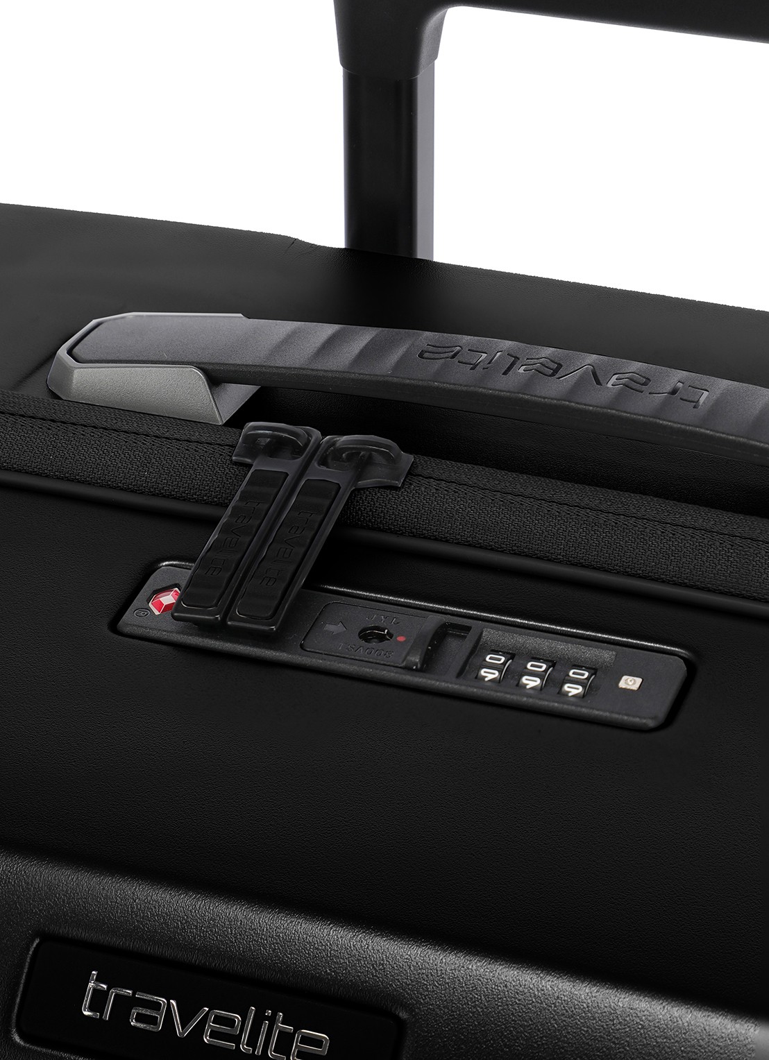 Travelite Millennium spinner 67 cm - voorkant 6 zwart