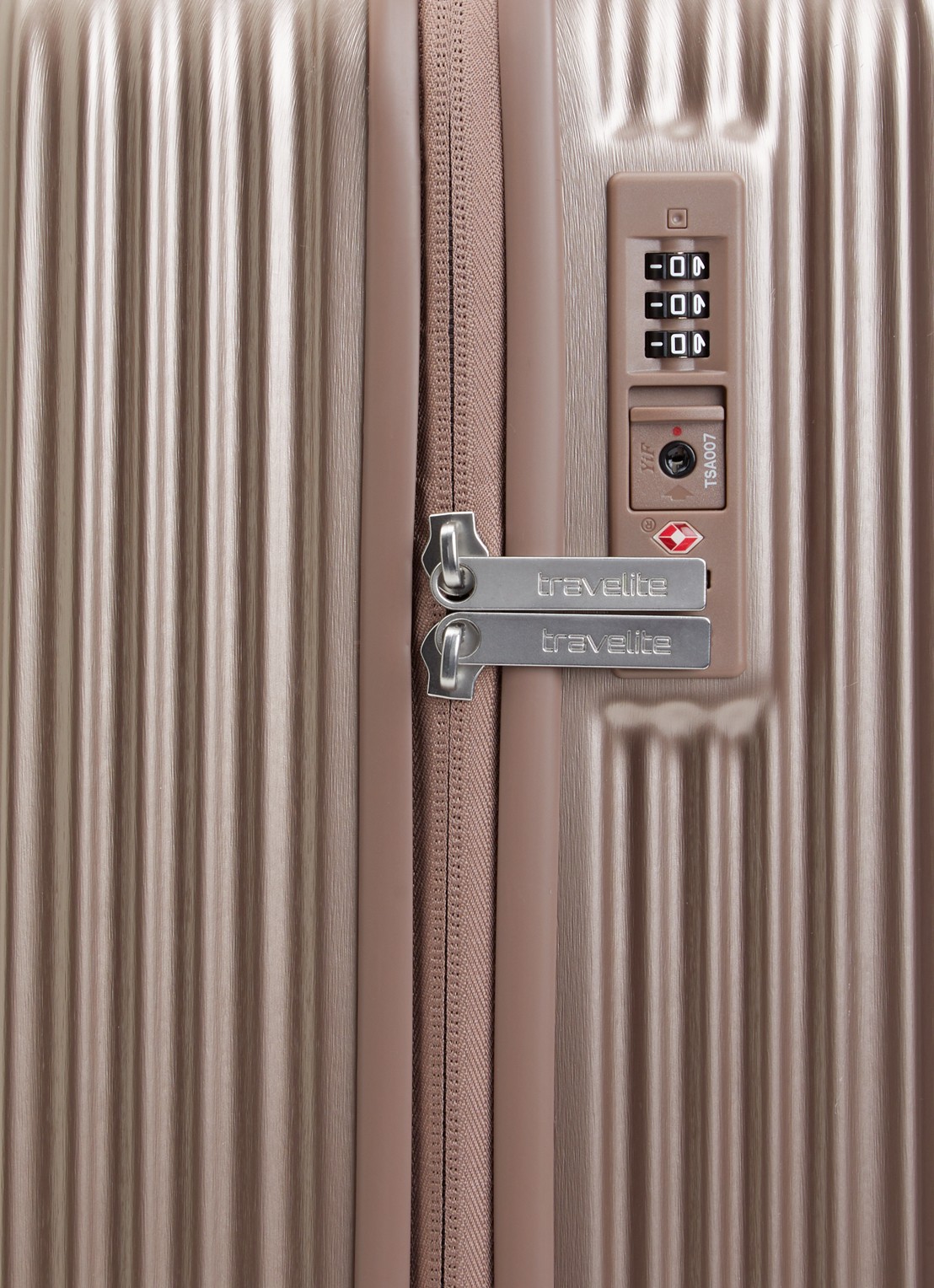 Travelite Paros S spinner 55 cm - detail 2 taupe