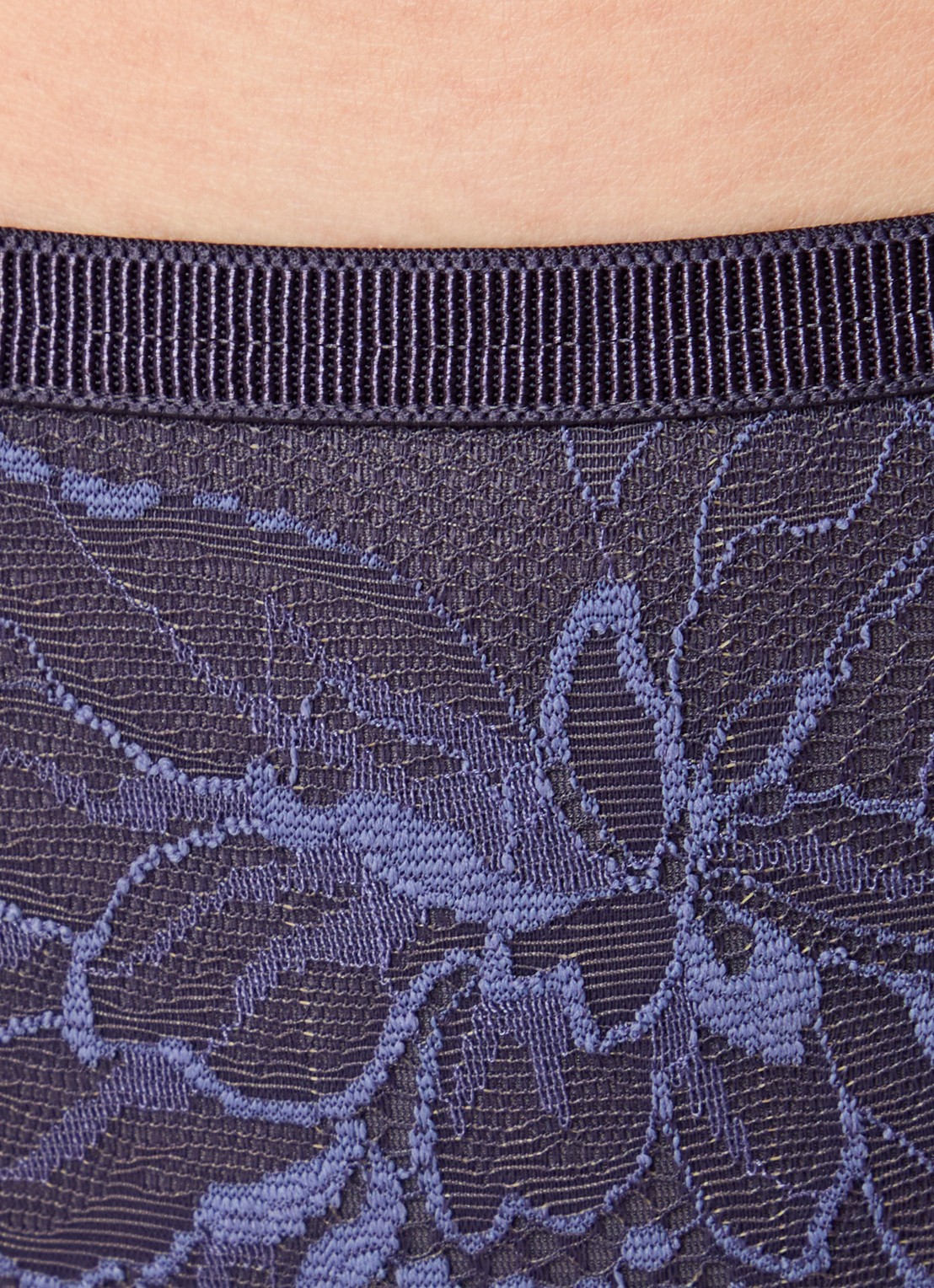 Triumph Amrete Charm slip van kant - detail 5 indigo