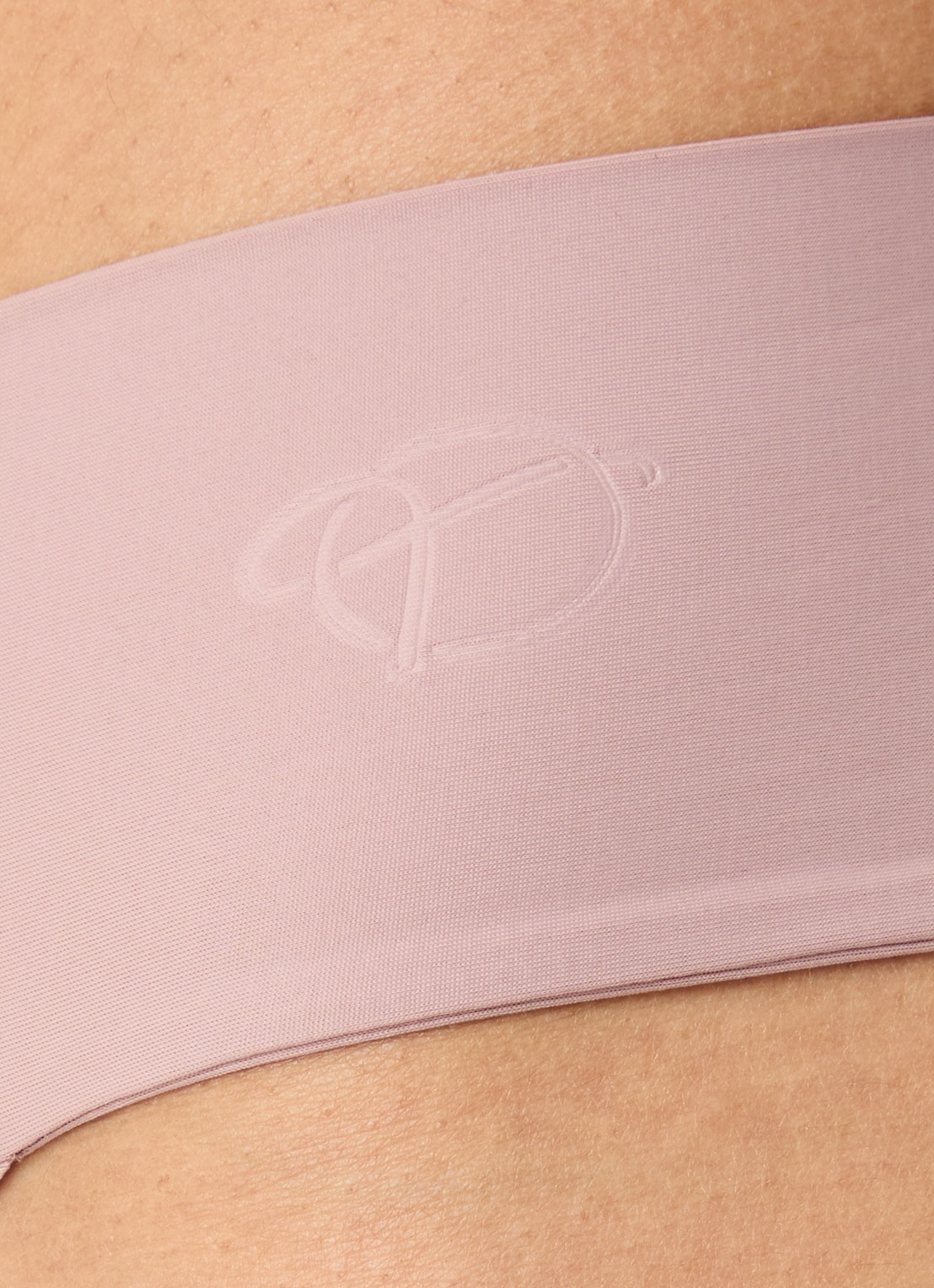Triumph Body Make-Up Illusion naadloze string - detail 4 taupe