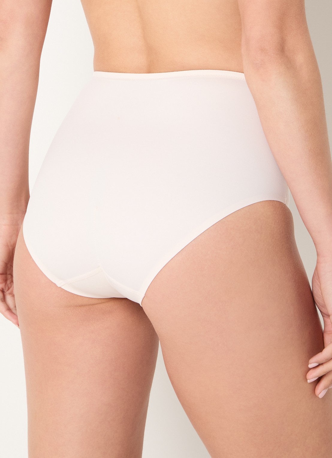 Triumph True Shape Sensation high waisted slip - achterkant ivoor