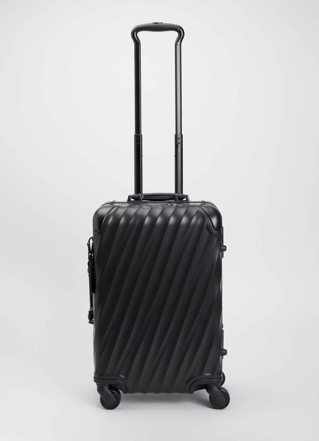 TUMI 19 Degree Aluminium Carry-On spinner 56 cm - voorkant 3 zwart