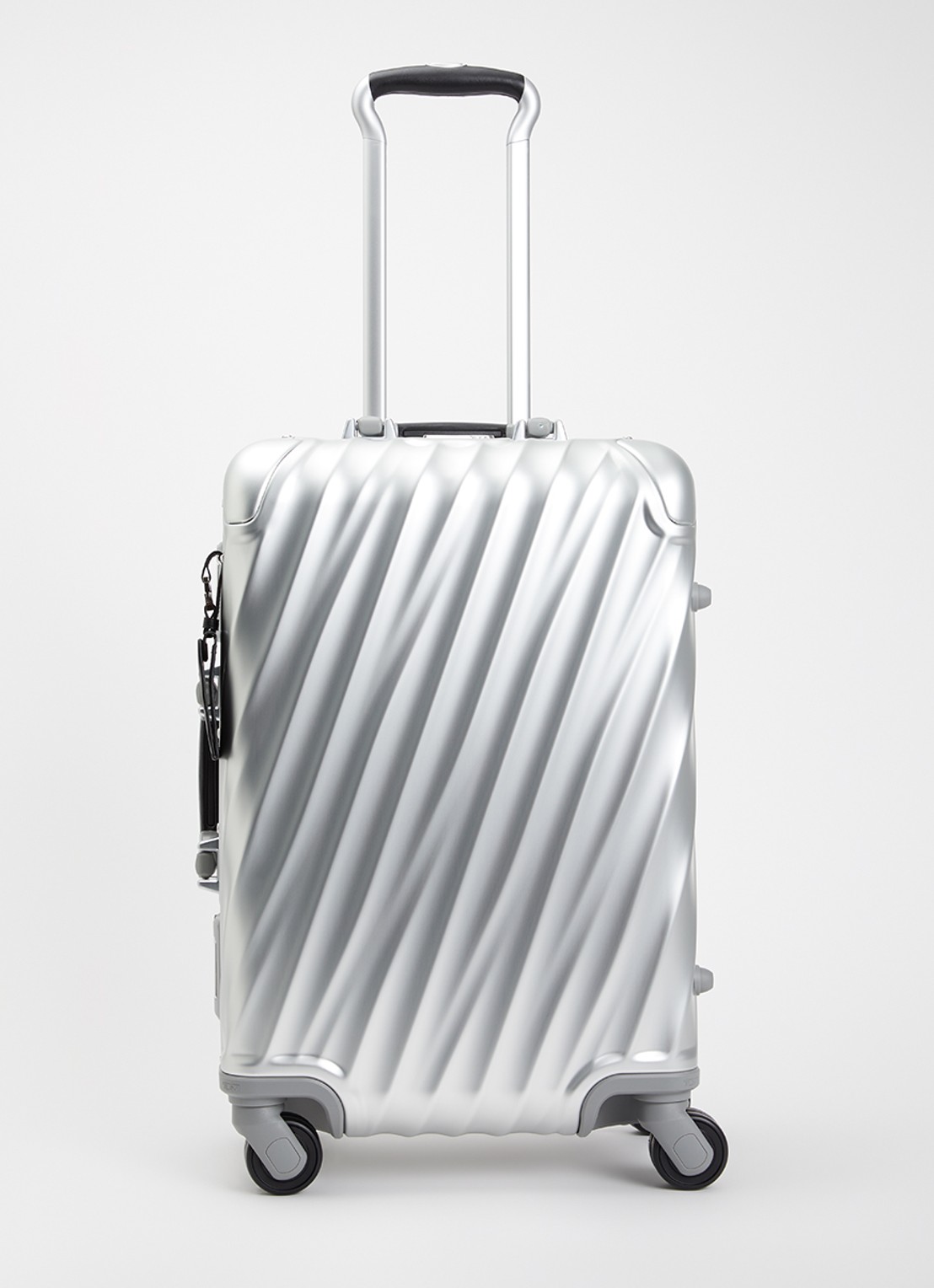 TUMI 19 Degree Aluminium International spinner 56 cm - voorkant zilver