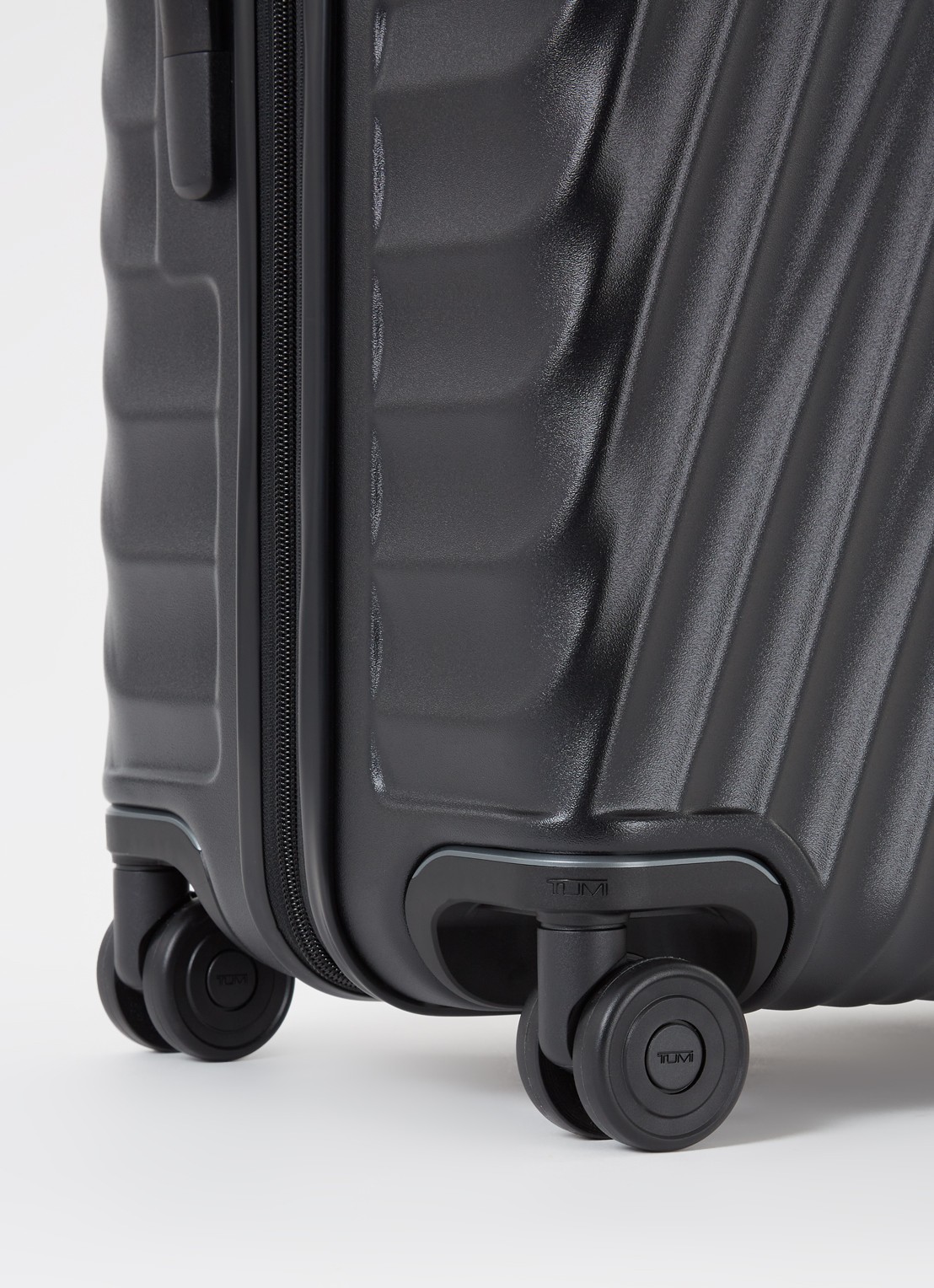TUMI 19 Degree Extended Trip vergrootbare spinner 77,5 cm  - detail 2 zwart