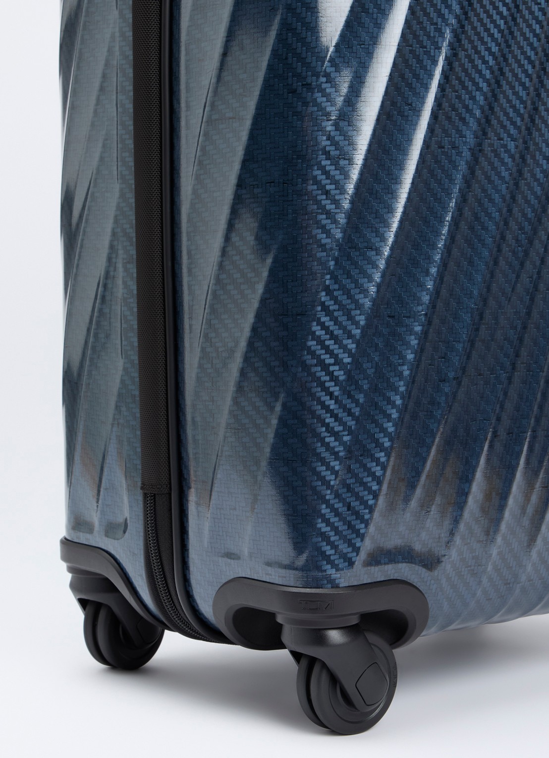 TUMI 19 Degree Lite International spinner 55 cm - detail 2 petrol