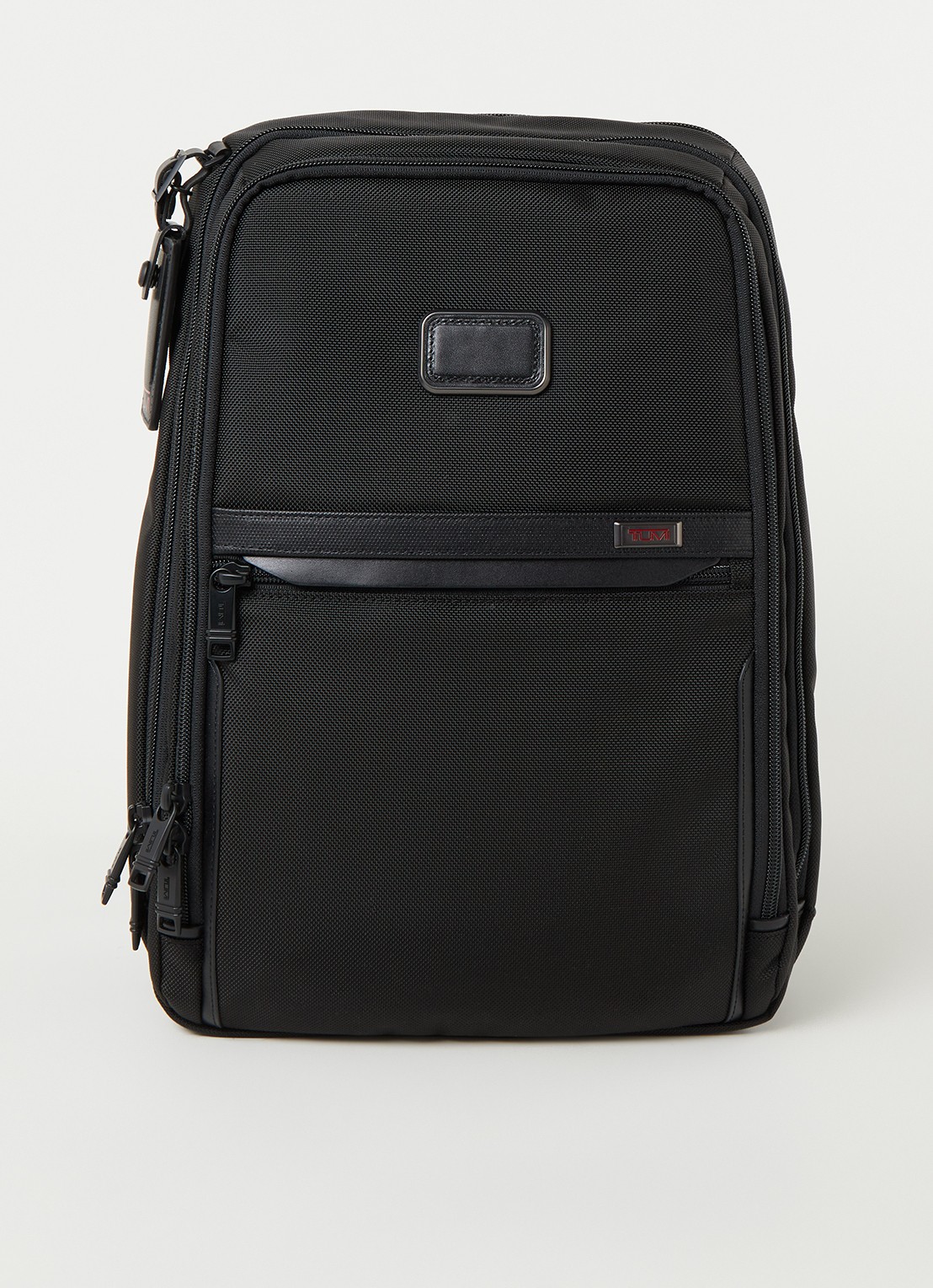 TUMI Alpha 3 Slim rugzak met 15 inch laptopvak - voorkant zwart