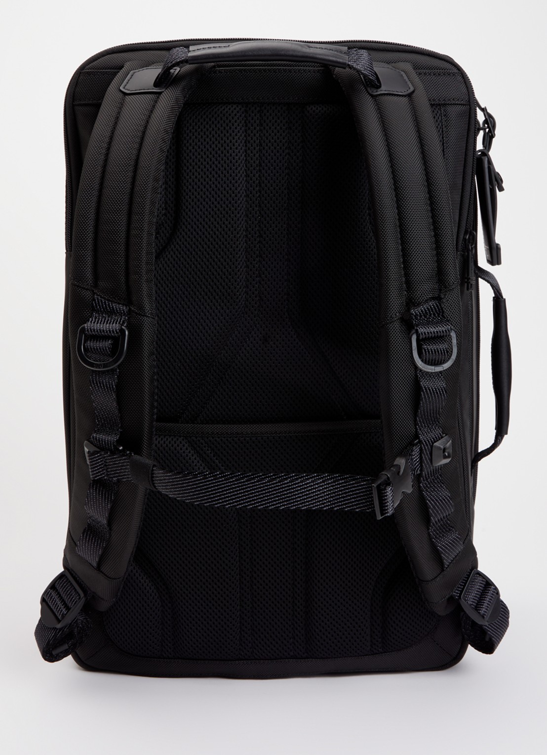 TUMI Alpha Bravo Detrick rugzak met 17 inch laptopvak - achterkant zwart