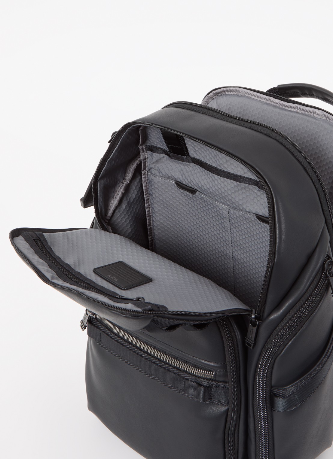 TUMI Alpha Bravo Search rugzak van leer met 16 inch laptopvak - detail 2 zwart