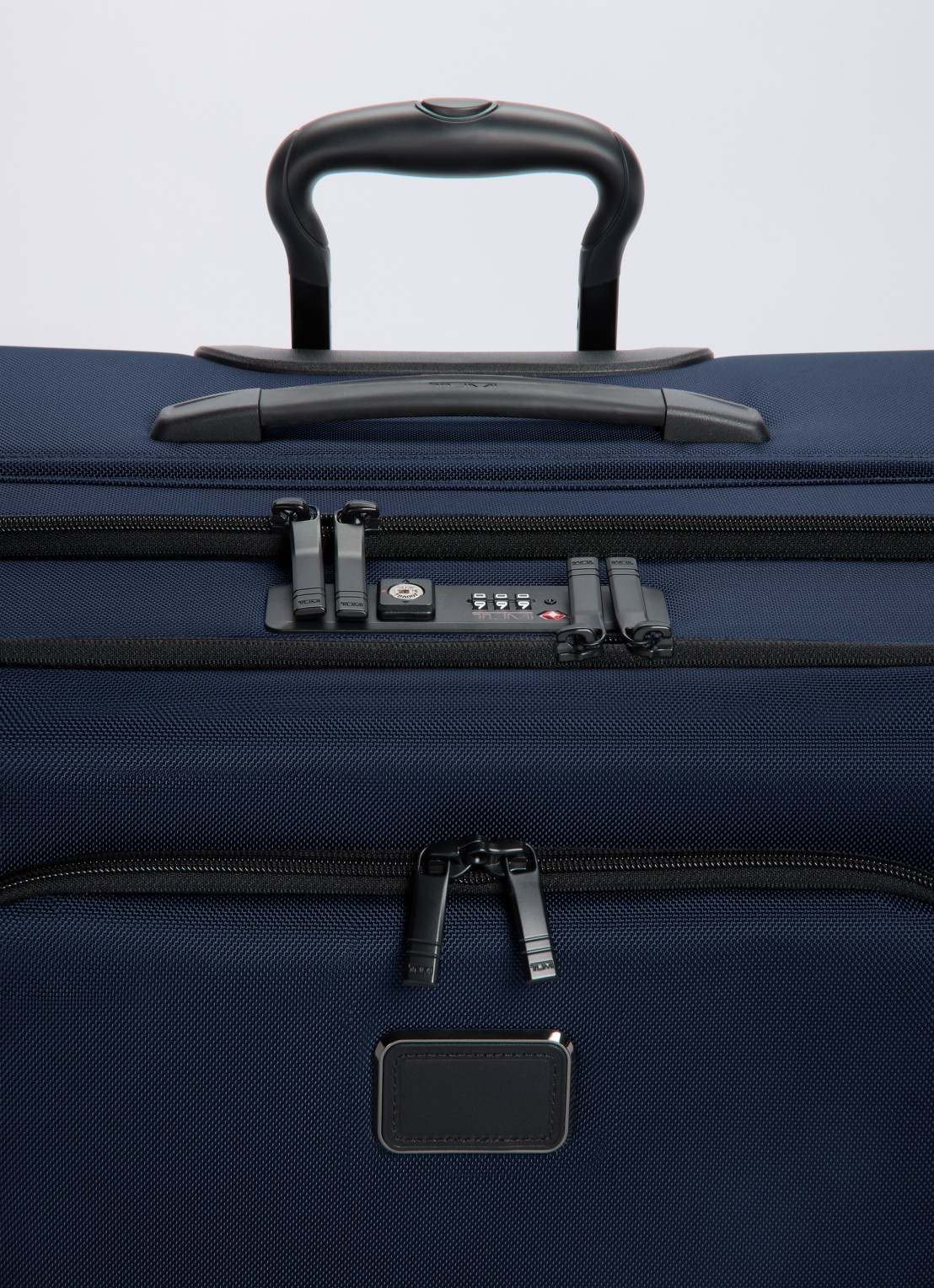 TUMI Alpha spinner 78,5 cm - detail 5 donkerblauw