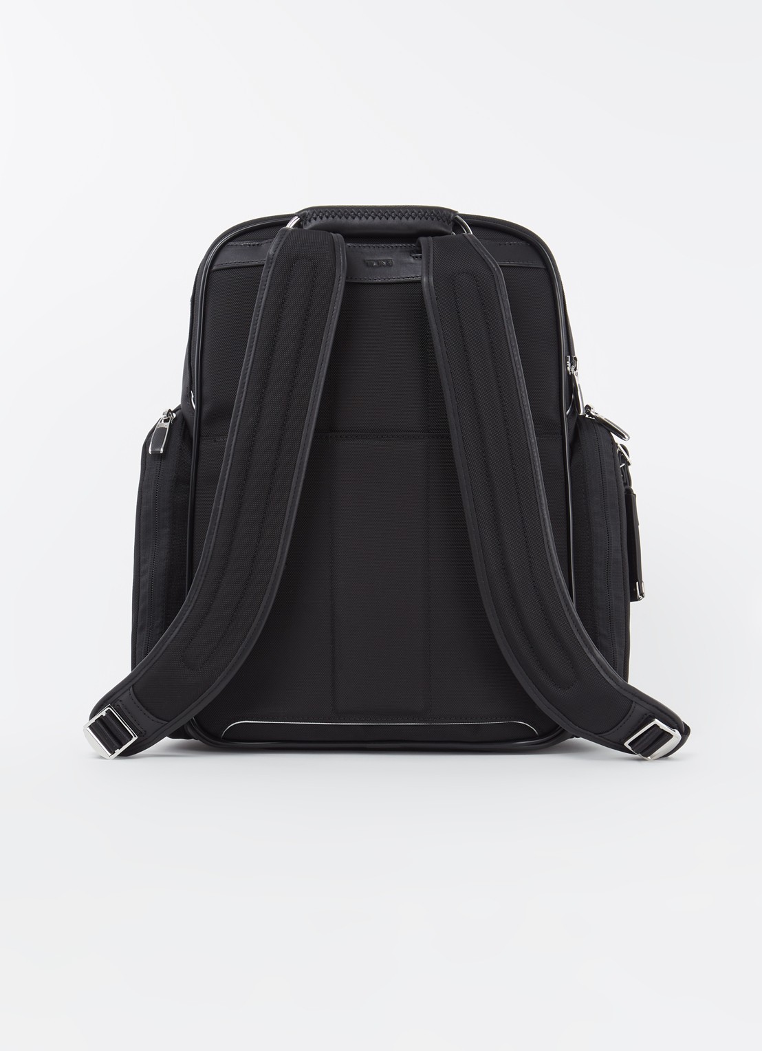 TUMI Arrivé Larson rugzak met 14 inch laptopvak - achterkant 2 zwart