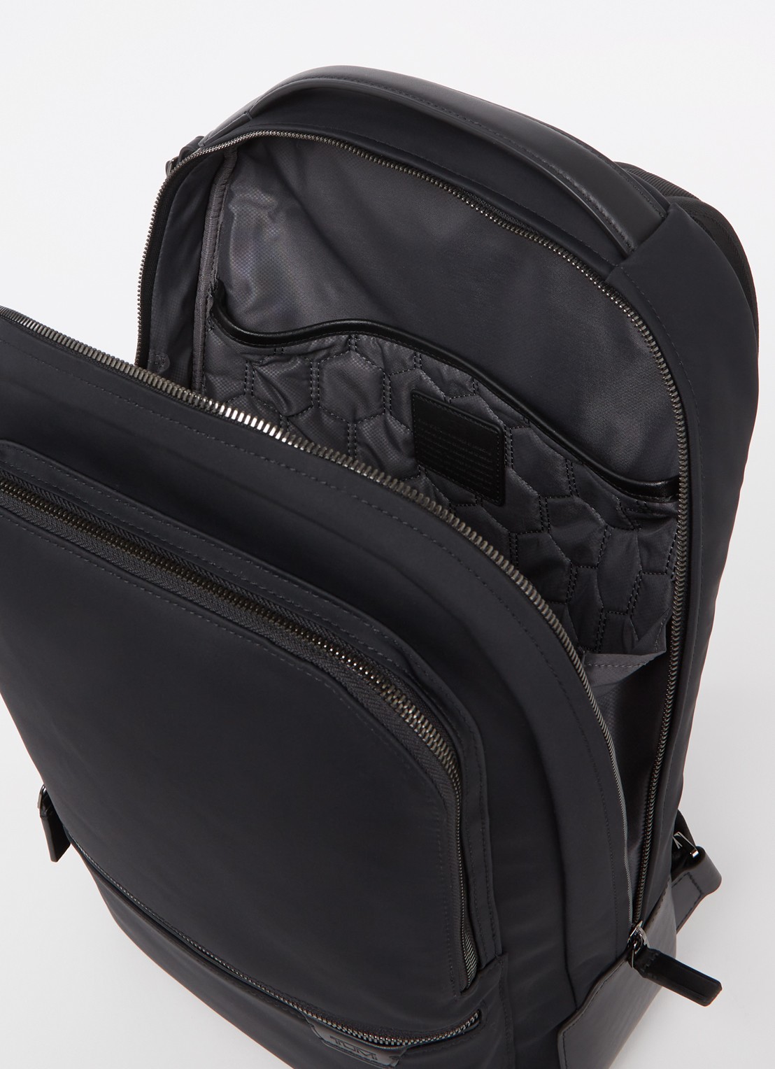 TUMI Harrison Bradner rugzak met leren details en 14 inch laptopvak - detail 2 zwart
