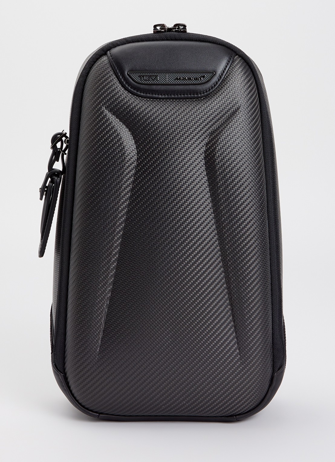 TUMI McLaren Torque Sling crossbodytas met leren details - voorkant donkergrijs