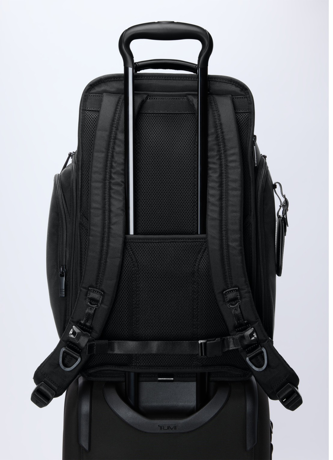TUMI Packing rugzak met 16 inch laptopvak - detail 3 zwart