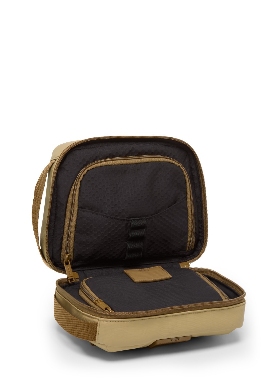 TUMI Response toilettas met leren details - voorkant 3 khaki