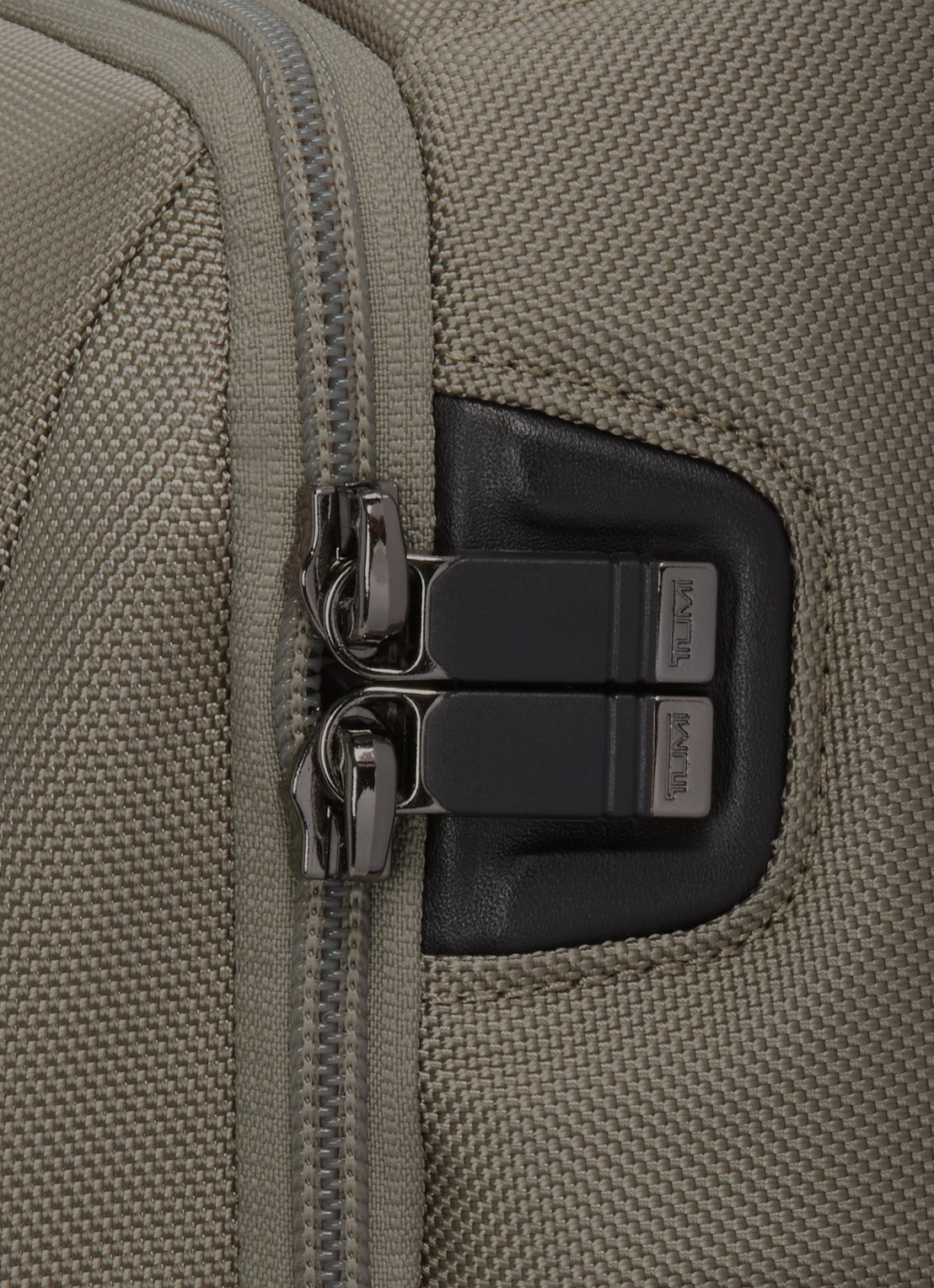 TUMI Rugzak met leren details en 16 inch laptopvak - detail 7 grijs