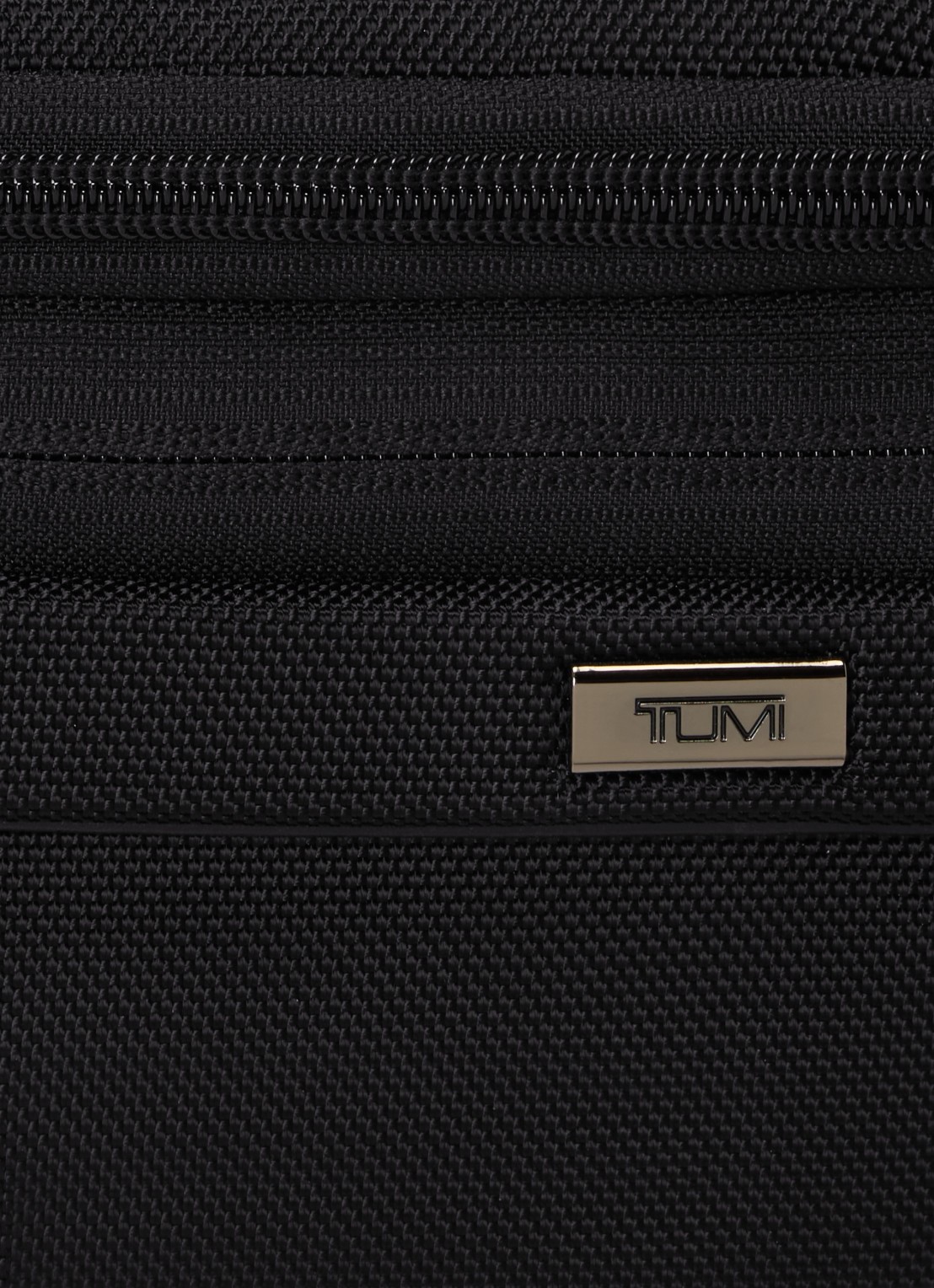 TUMI Sling heuptas met leren details - detail 2 zwart