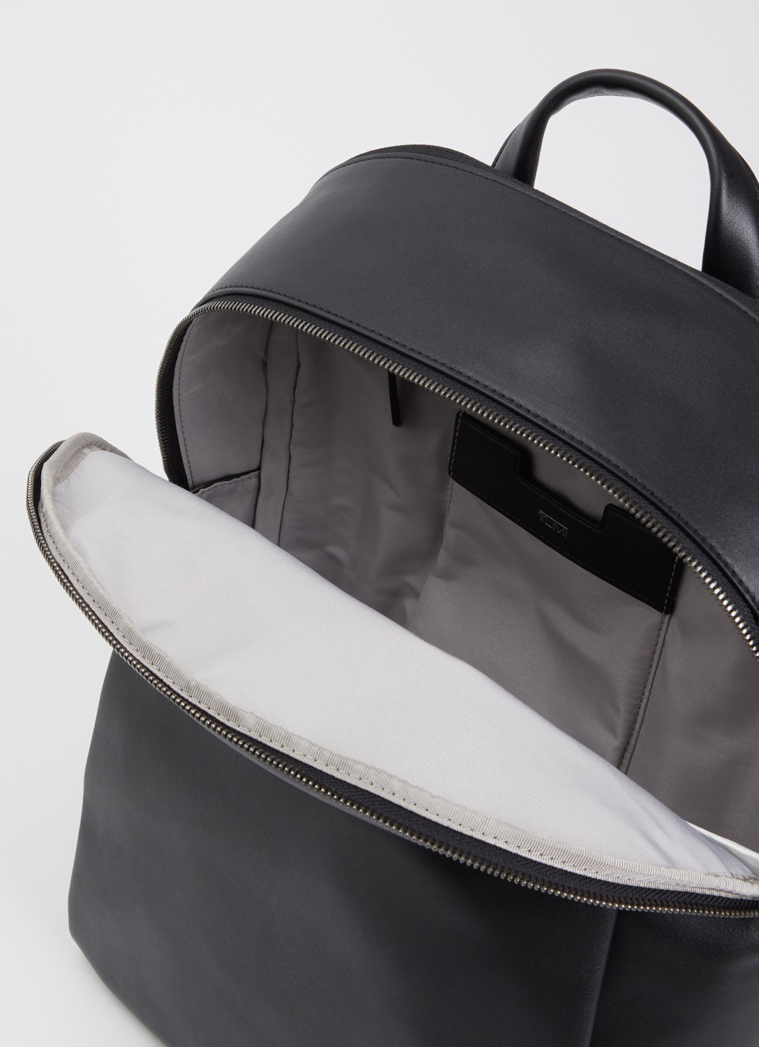 TUMI Voyageur Holland rugzak van leer met uitneembaar etui - detail 2 zwart