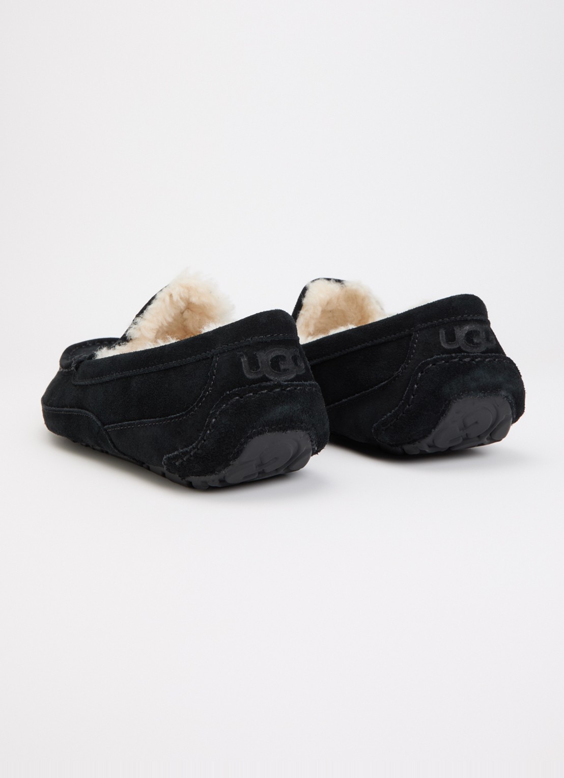 UGG Ascot instapper van suède - achterkant 4 zwart