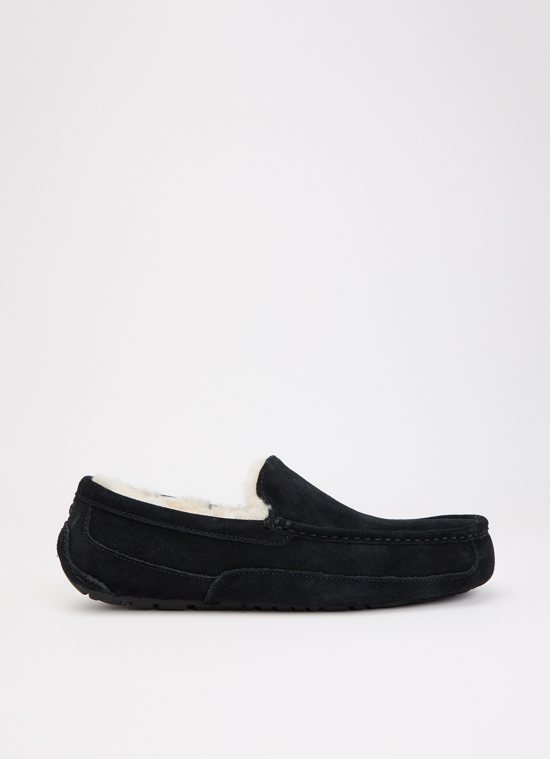 UGG Ascot instapper van suède - voorkant 5 zwart