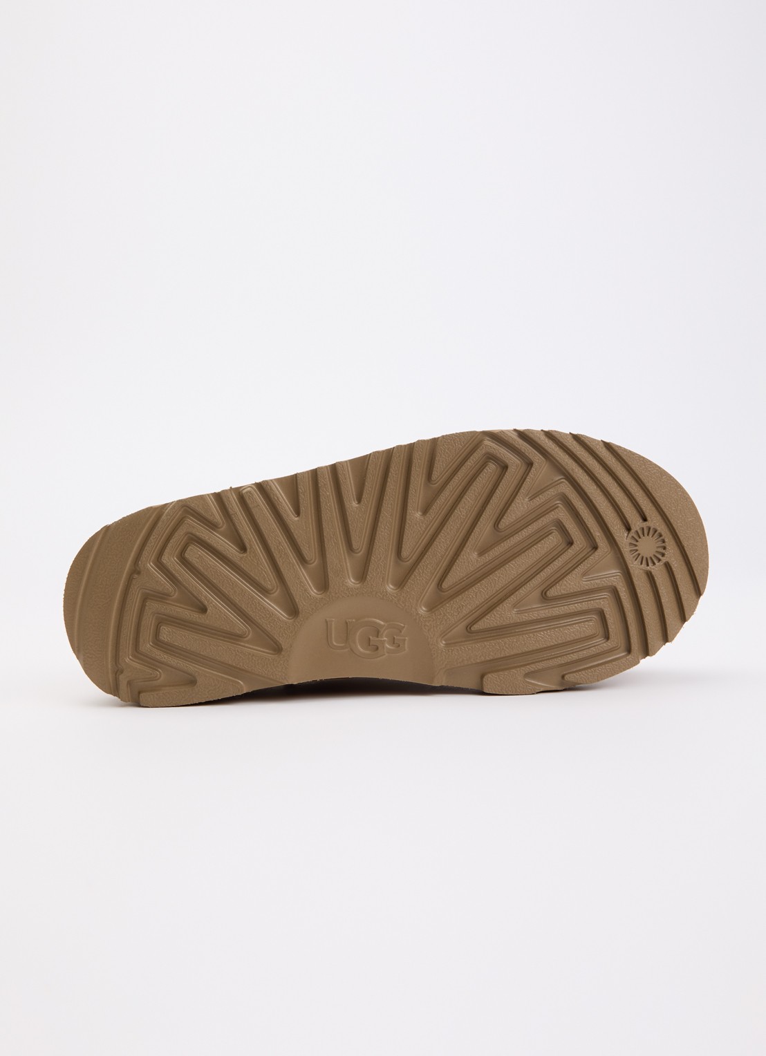 UGG Classic Micro instapper van suède - detail 2 hazelnootbruin