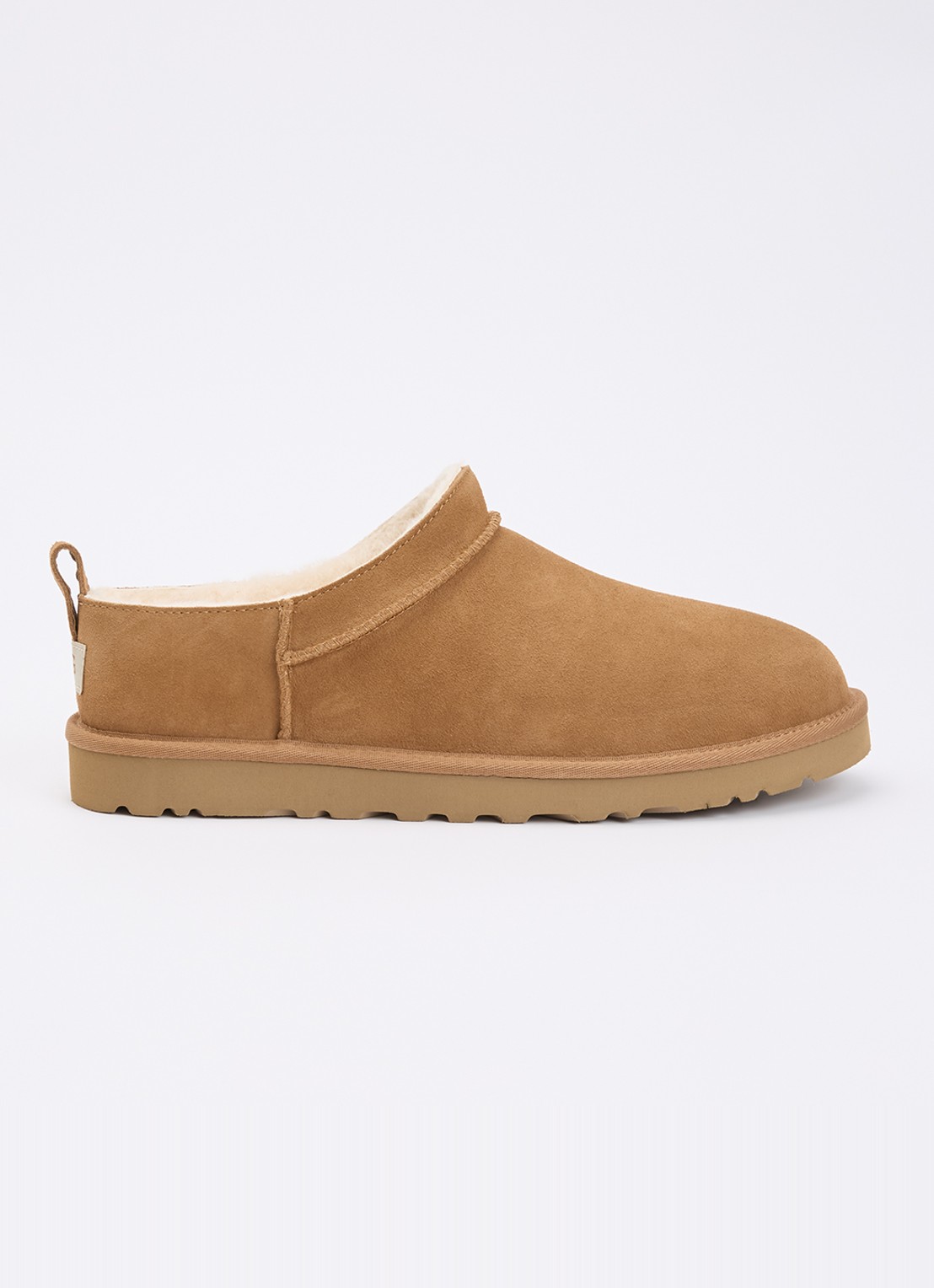 UGG Classic Micro instapper van suède - voorkant 2 camel