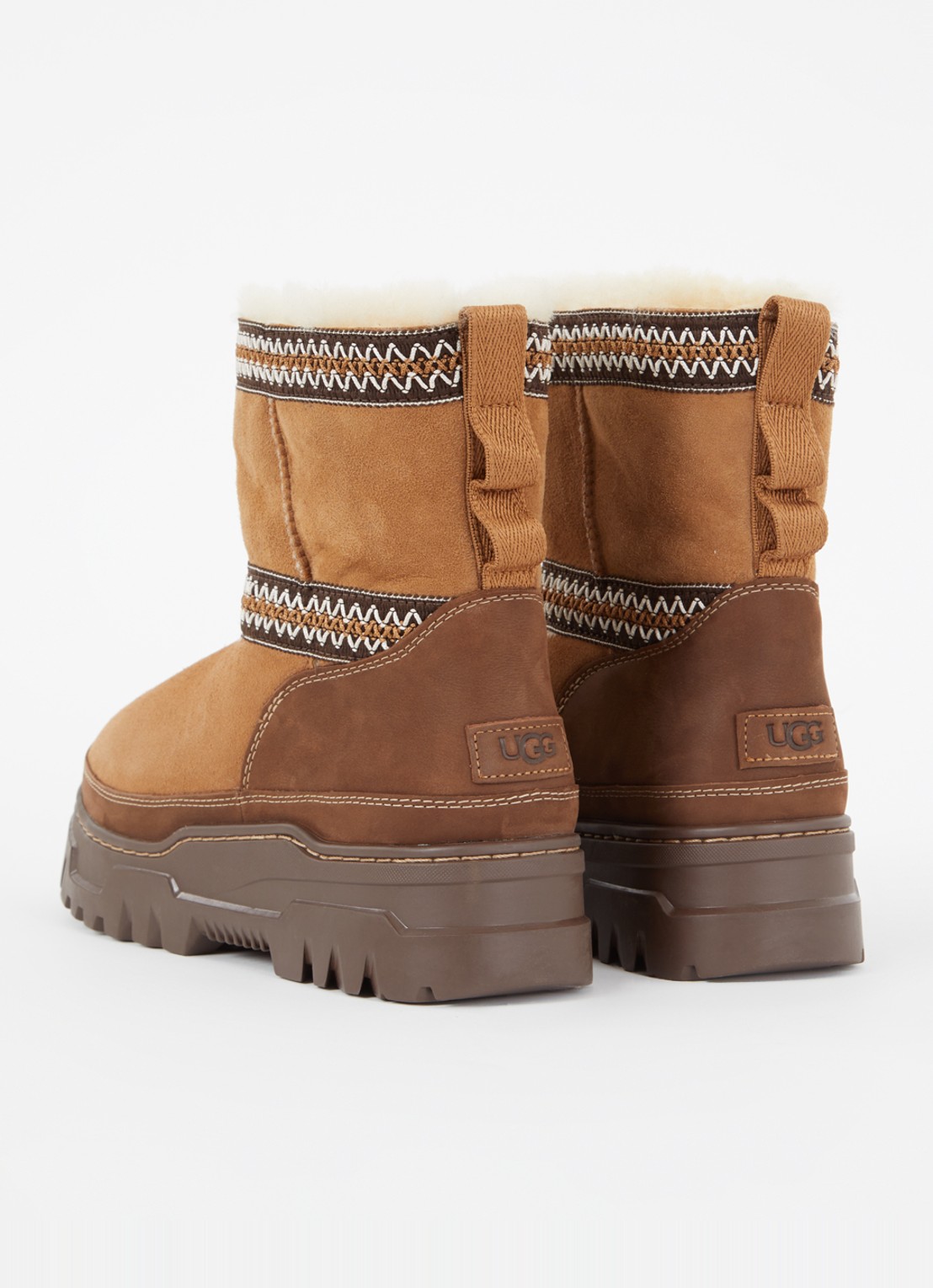 UGG Classic Mini TrailGazer enkellaarsje van suède met voering van schapenwol - achterkant 4 roestbruin