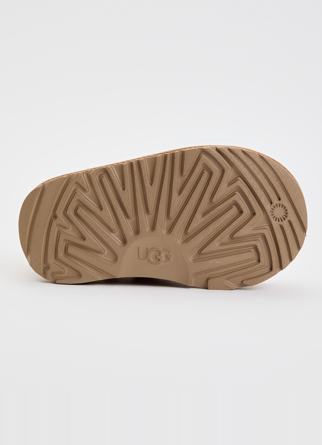 UGG Classic Ultra Mini enkellaarsje van suède - detail bruin