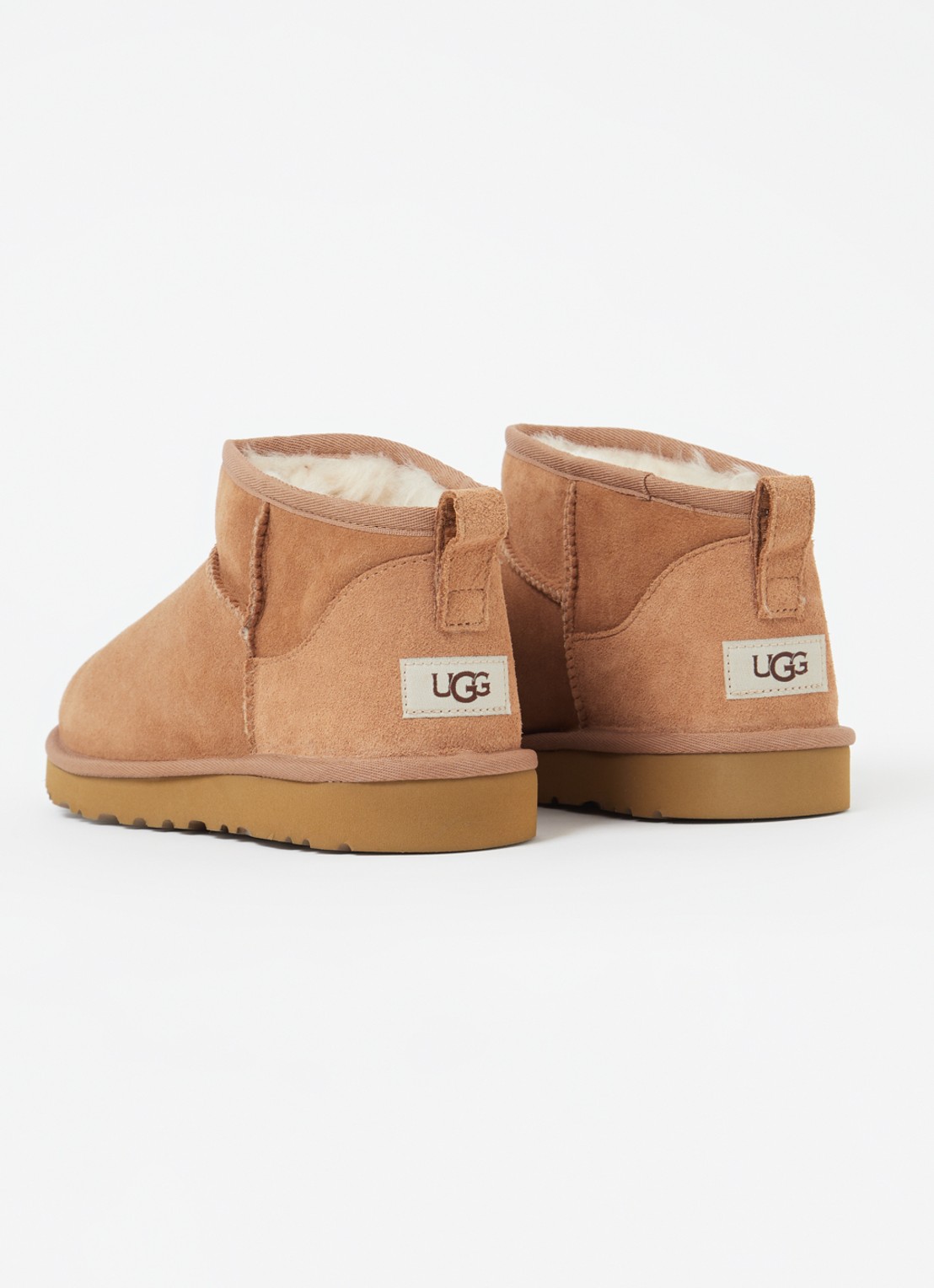 UGG Classic Ultra Mini enkellaarsje van suède - detail 2 roestbruin