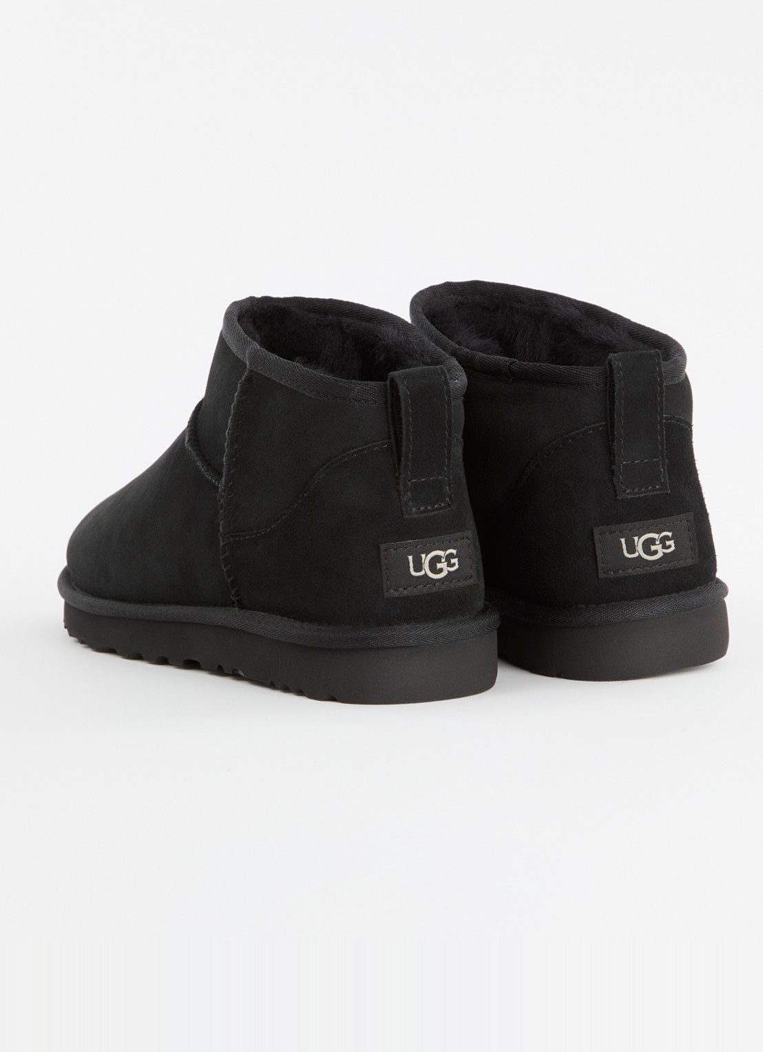 UGG Classic Ultra Mini enkellaarsje van suède - achterkant zwart