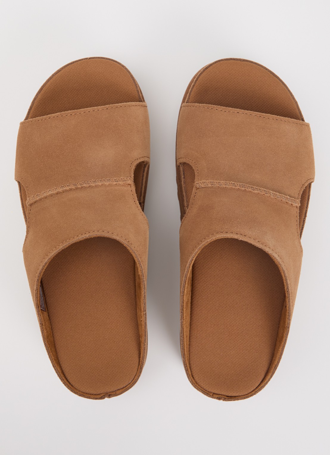 UGG Goldenstar sandaal van suède met plateauzool - detail 2 camel