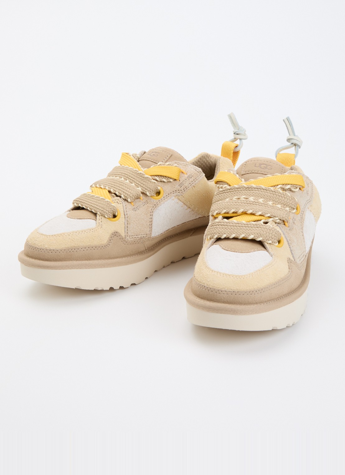 UGG Lowmel Biarritz sneaker van suède  - detail lichtbruin