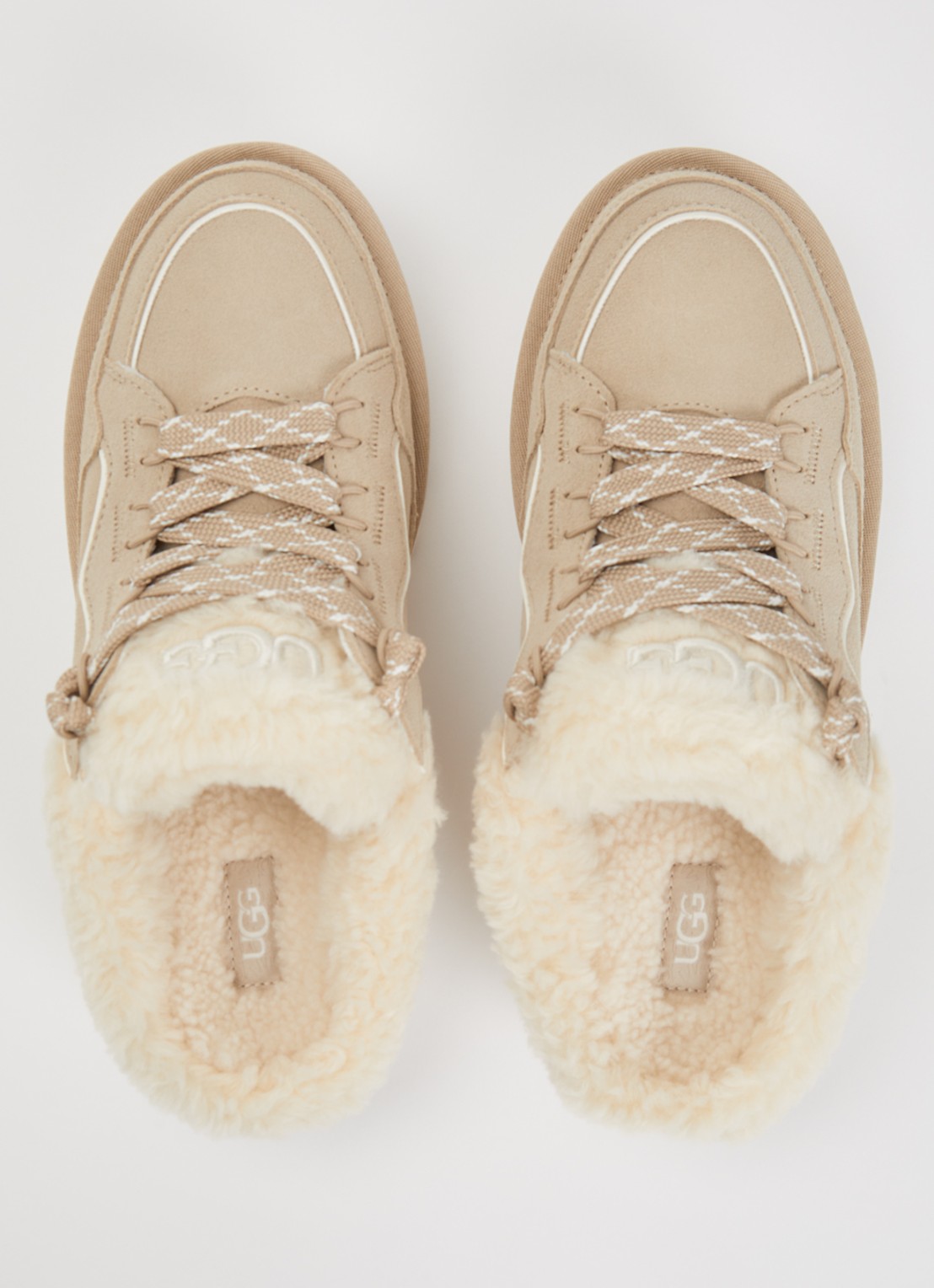 UGG Lowmel muiltje van suède - detail 2 beige