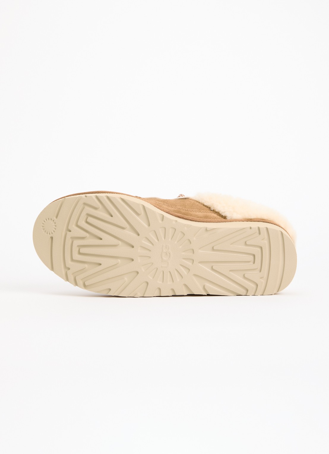 UGG Lowmel muiltje van suède - detail 4 camel