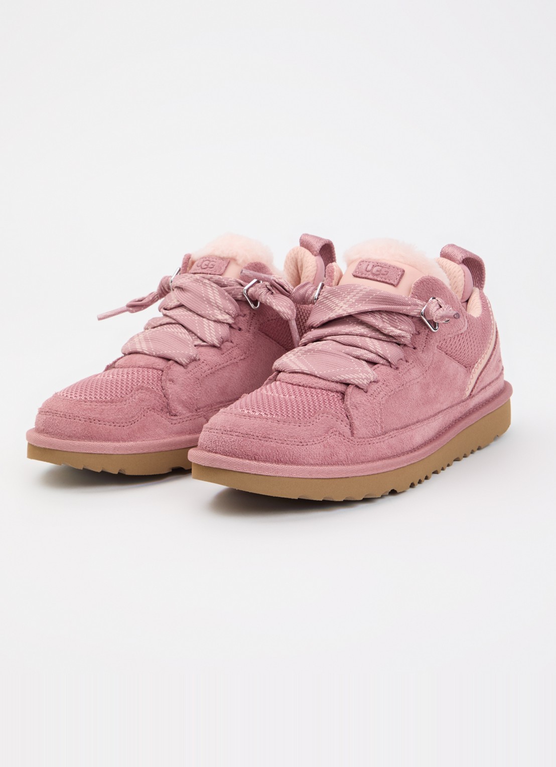 UGG Lowmel sneaker met suede details - voorkant 3 abrikoos