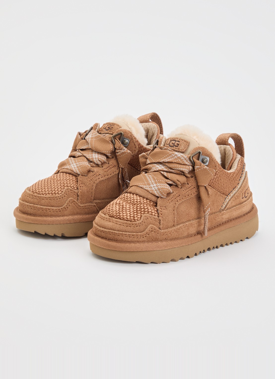 UGG Lowmel sneaker met suède details - voorkant 2 camel
