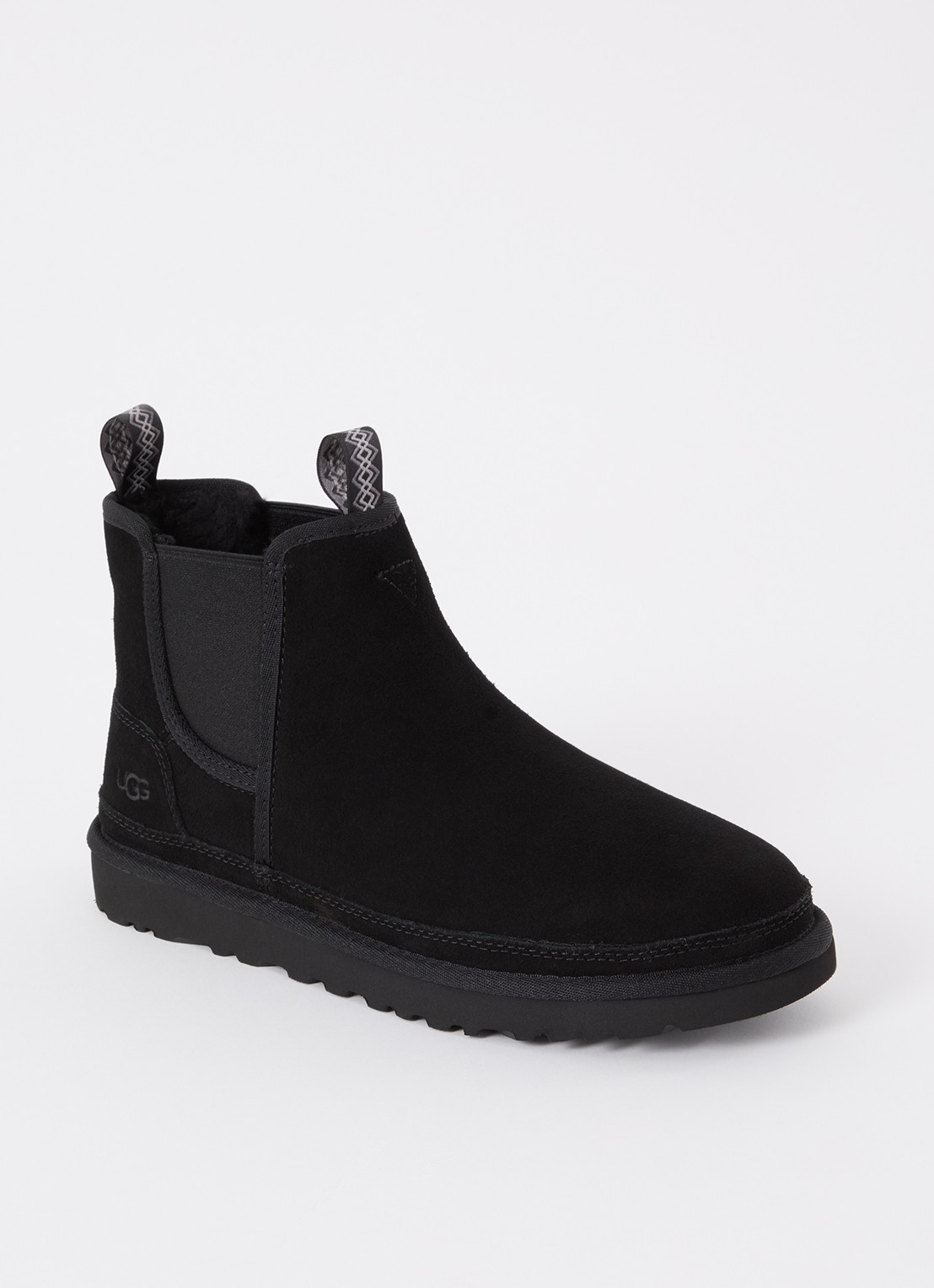 UGG Neumel chelsea boot van suède - voorkant zwart