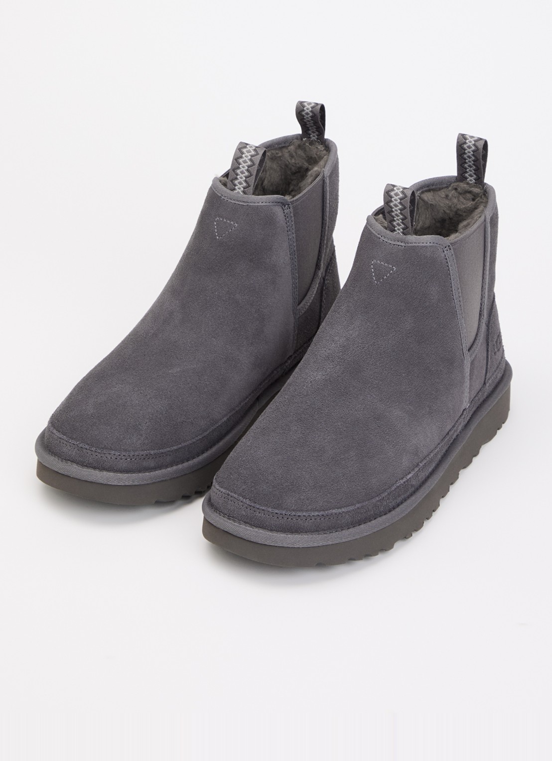 UGG Neumel chelsea boot van suède - detail staalblauw