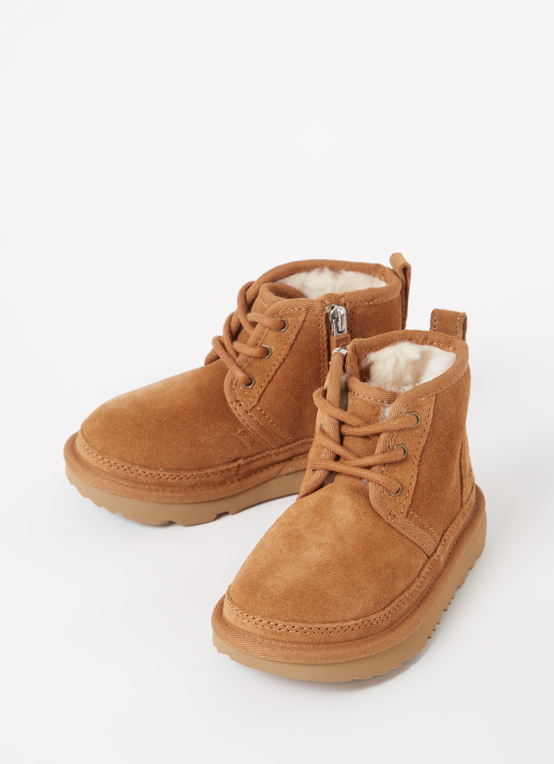 UGG Neumel II enkellaarsje van suède - detail cognac