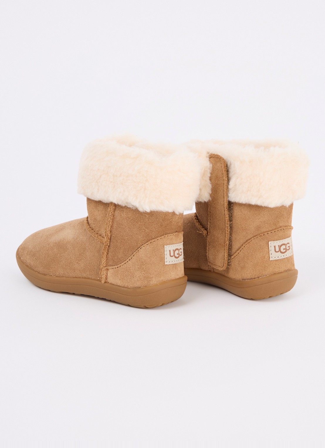 UGG Sammee enkellaarsje van suède - achterkant camel