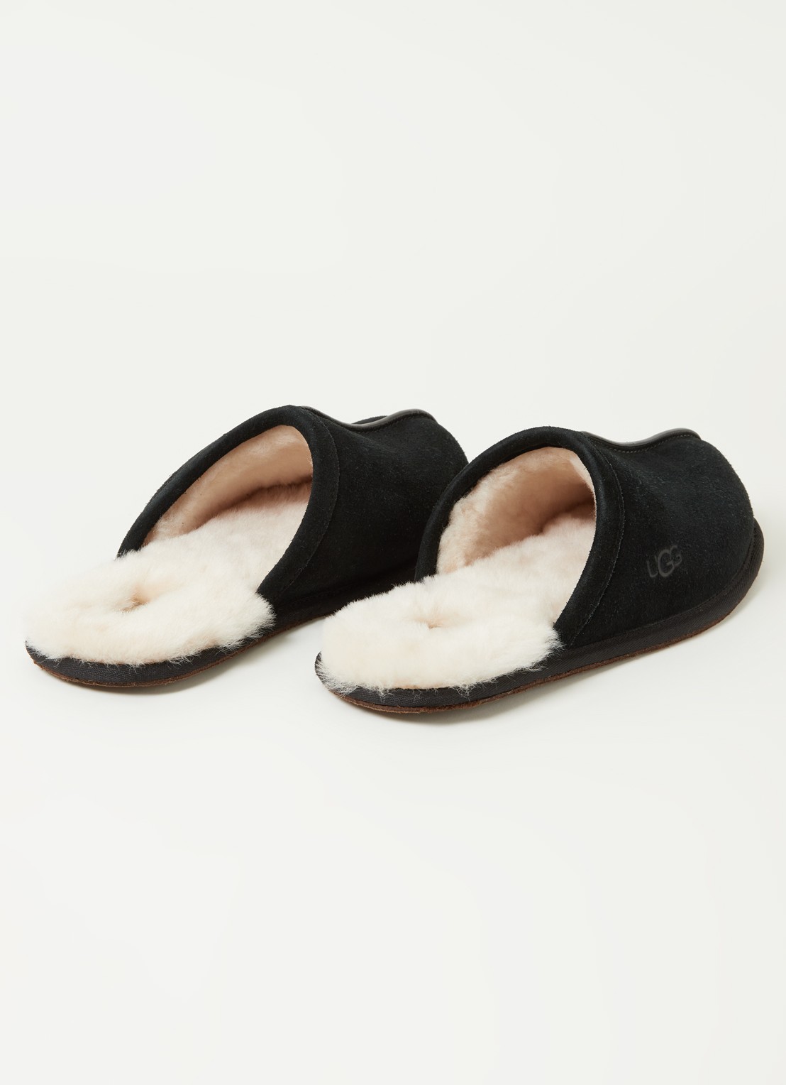 UGG Scuff pantoffel van suède met schapenvacht - detail zwart