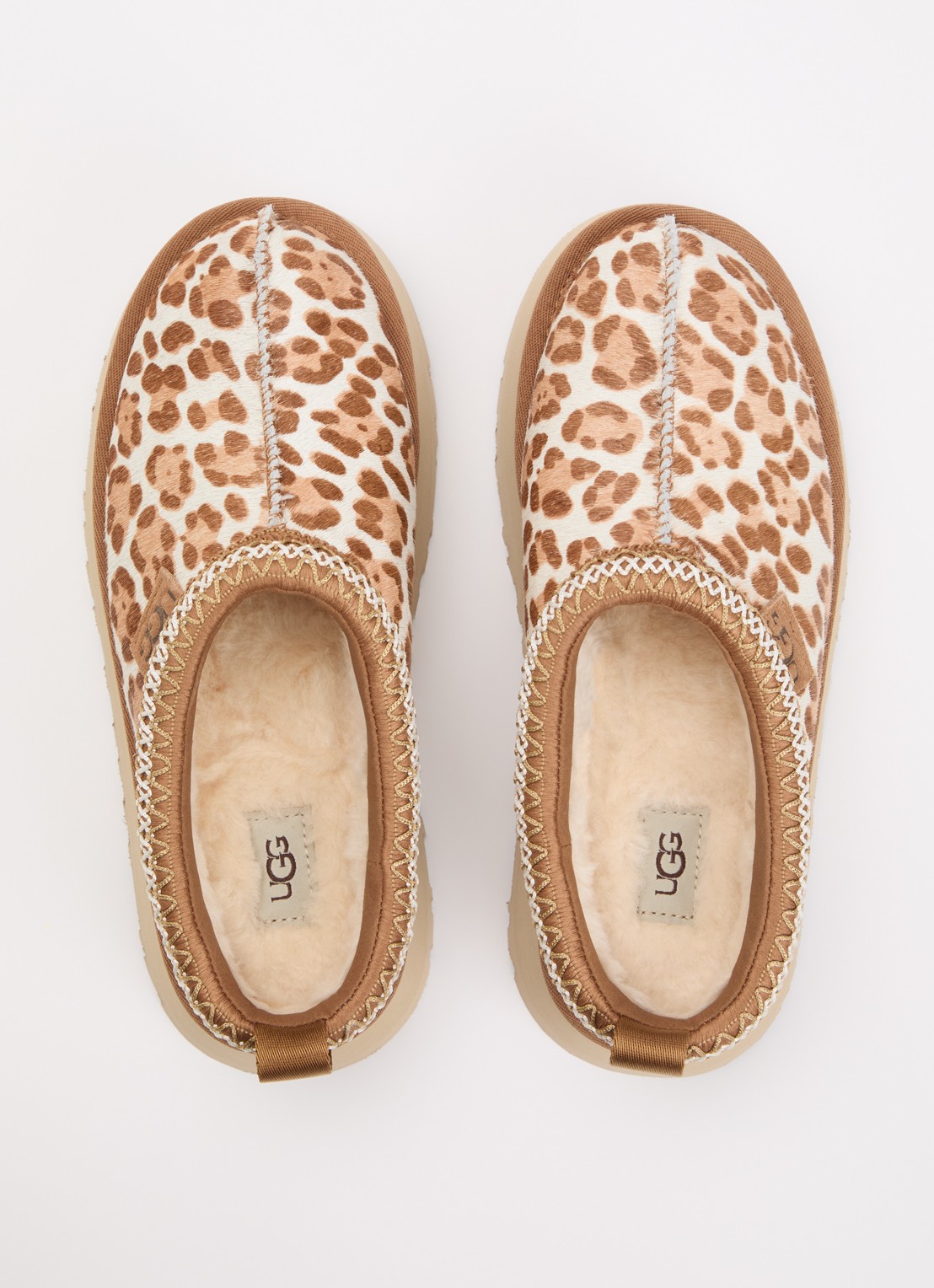 UGG Taz Plains muiltje met panterprint - detail 2 beige