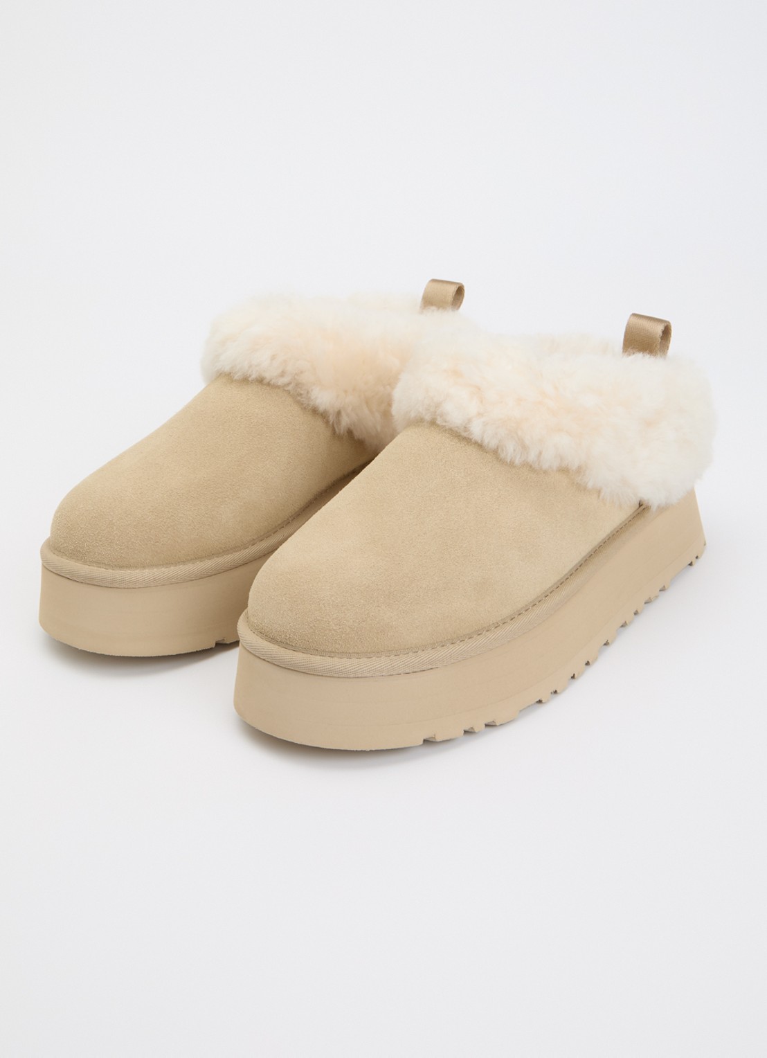 UGG Tazzelle instapper van suède met plateauzool - detail 2 beige