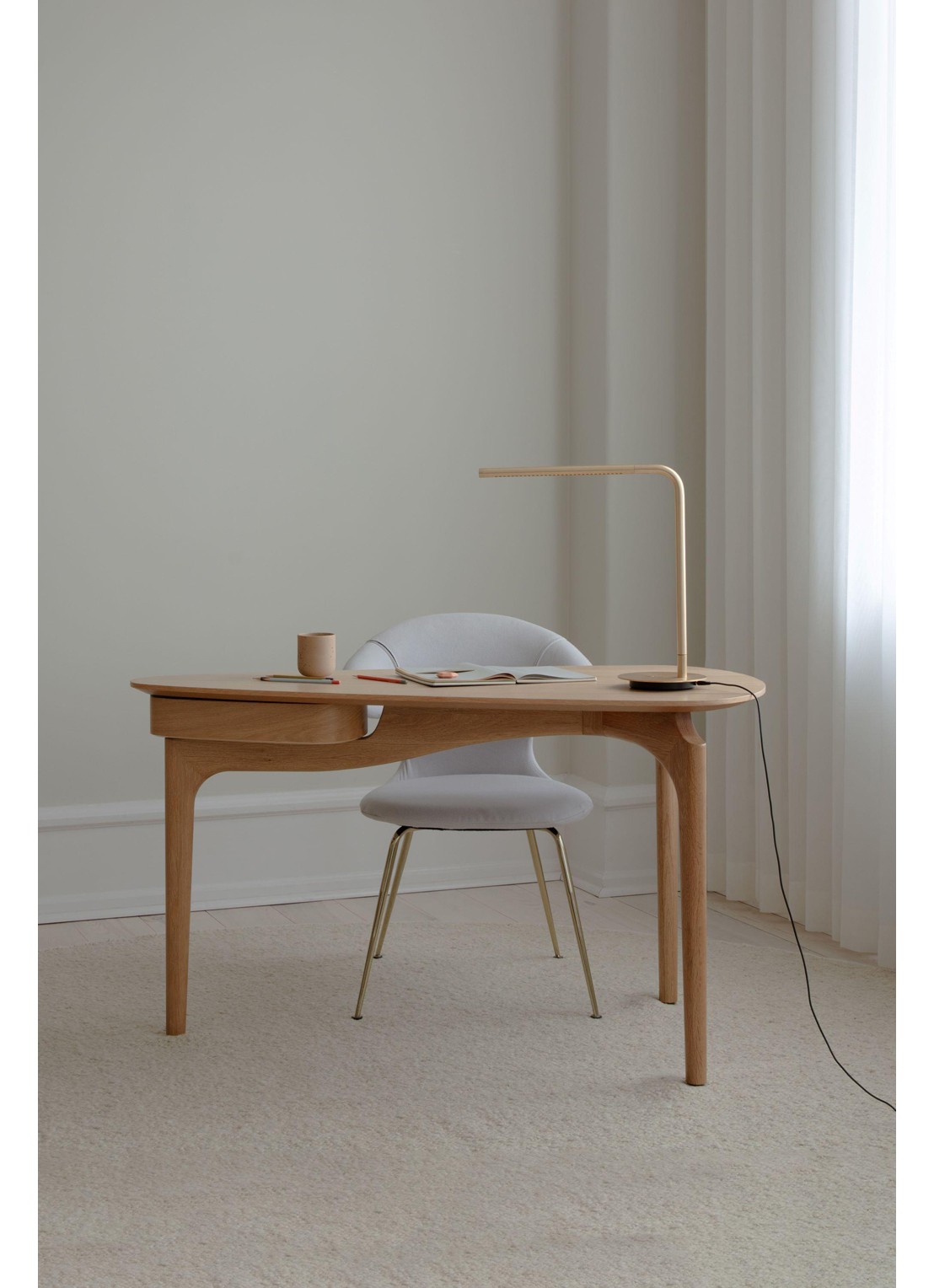 Umage Duende bureau  - voorkant 2 beige