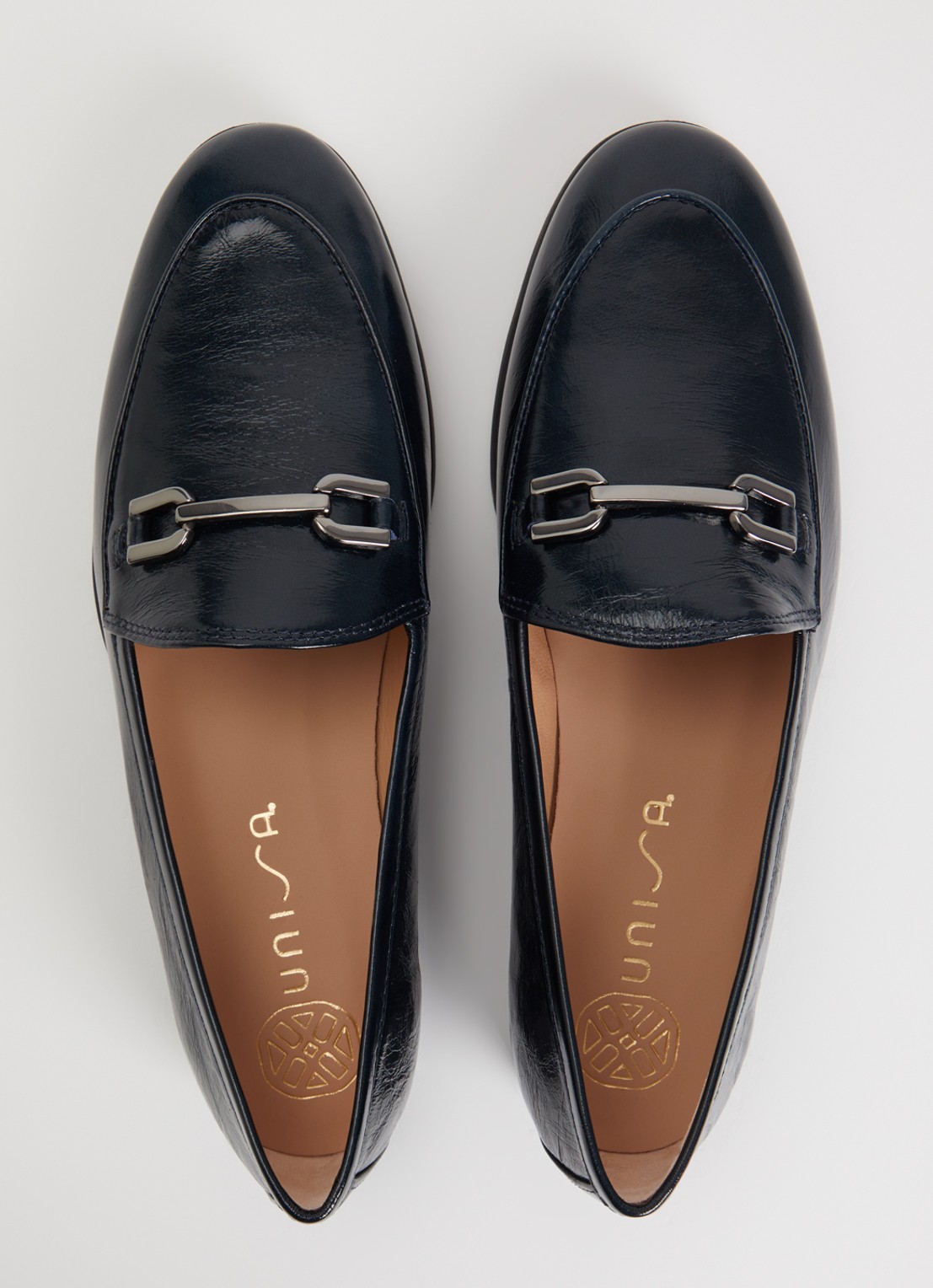 Unisa Dalcy loafer van leer met lakfinish - detail 3 zwart