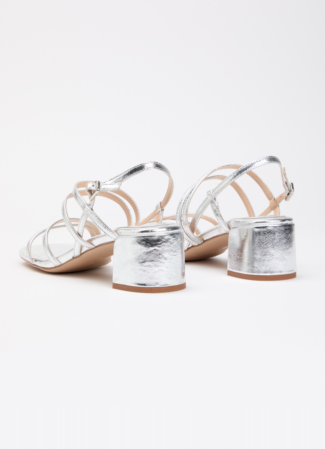Unisa Kalma sandalette van leer met metallic finish - achterkant zilver