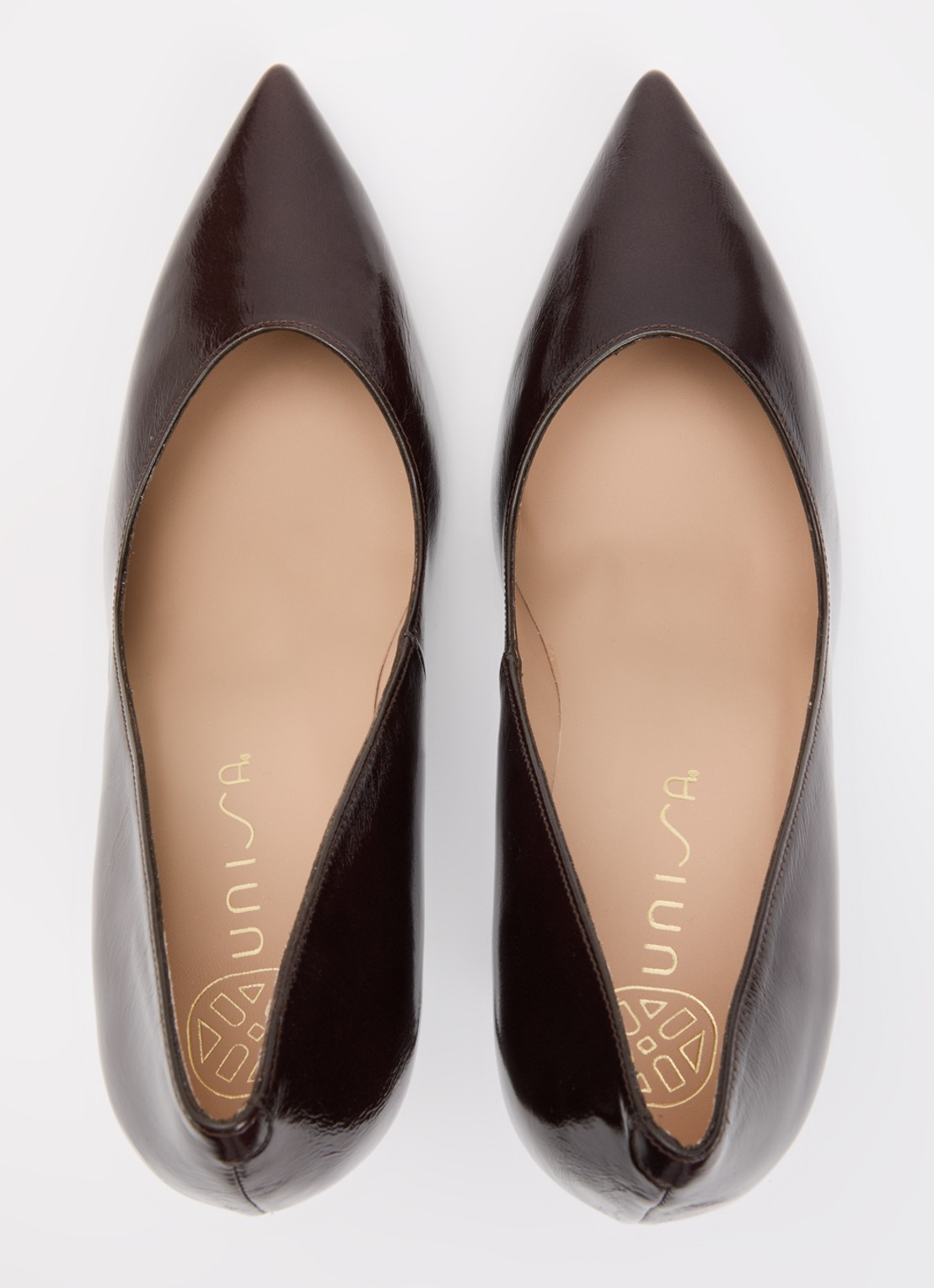 Unisa Teresa pump van leer met lakfinish - detail 2 donkerbruin