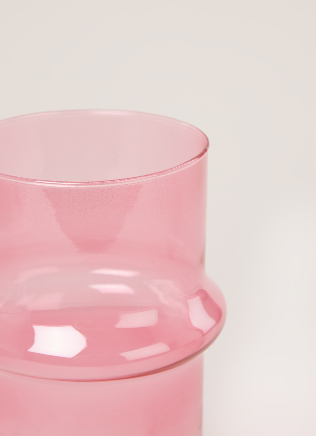 Urban Nature Culture  Glass vaas 20 cm - detail roze